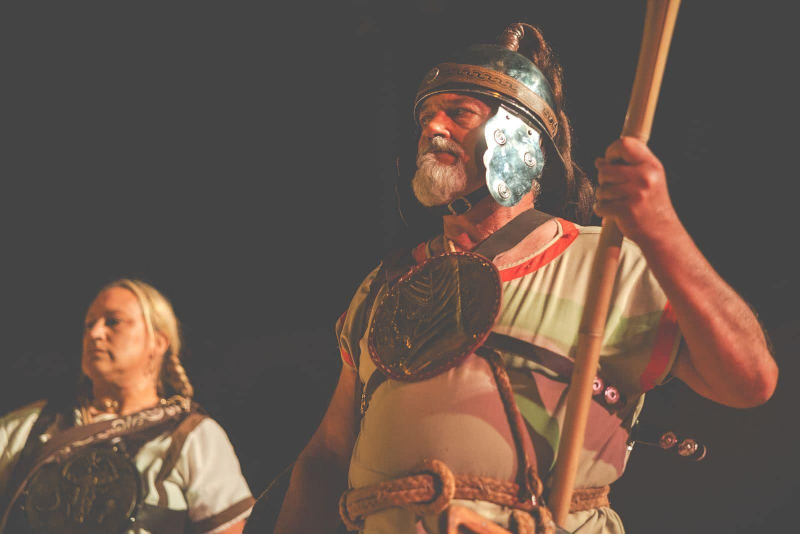 La cremación de un guerrero íbero en Festum, en imágenes