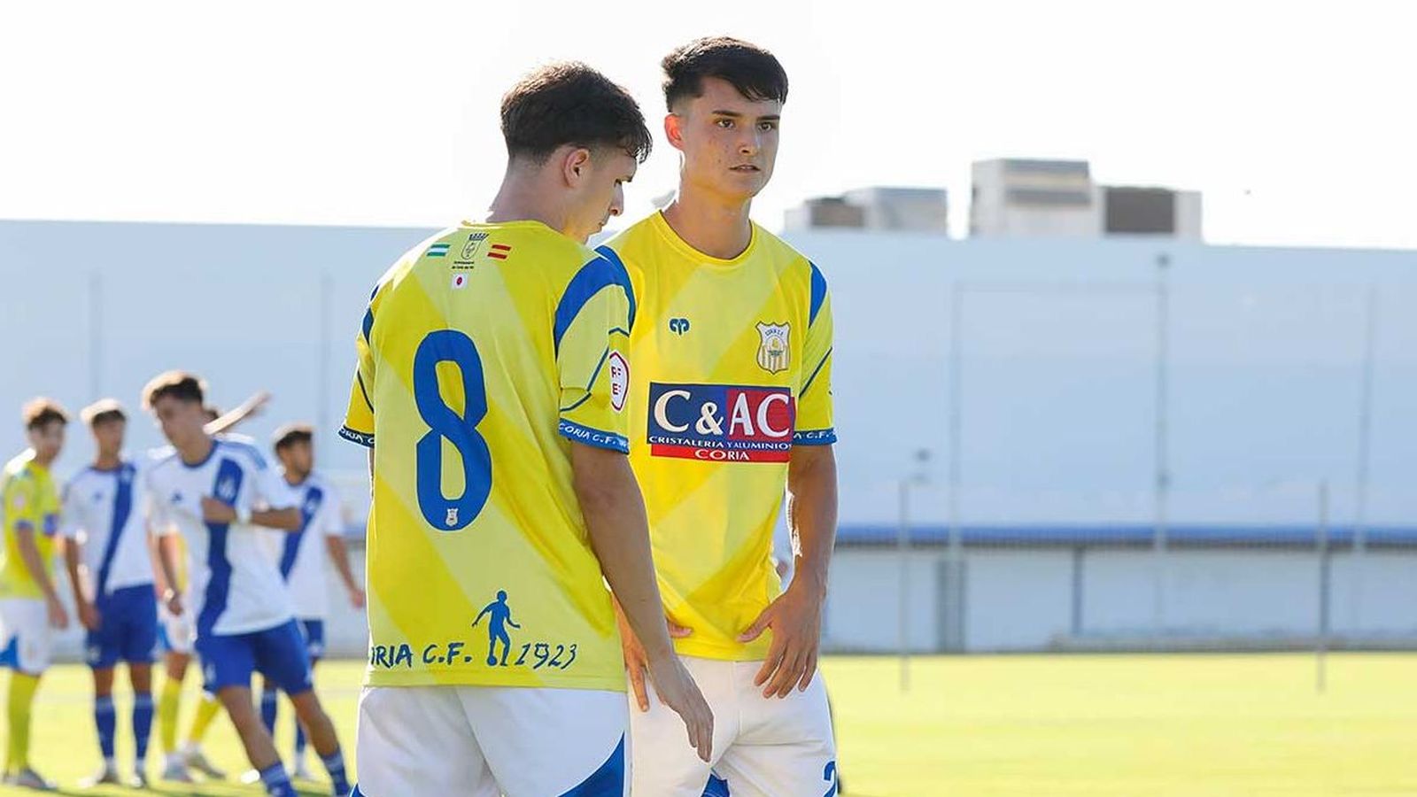 Álex Cantera, en un partido con el Coria de la presente andadura