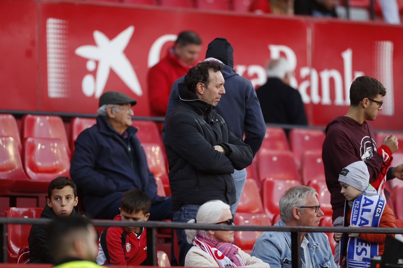 Búscate en las fotos del Sevilla FC - Alavés
