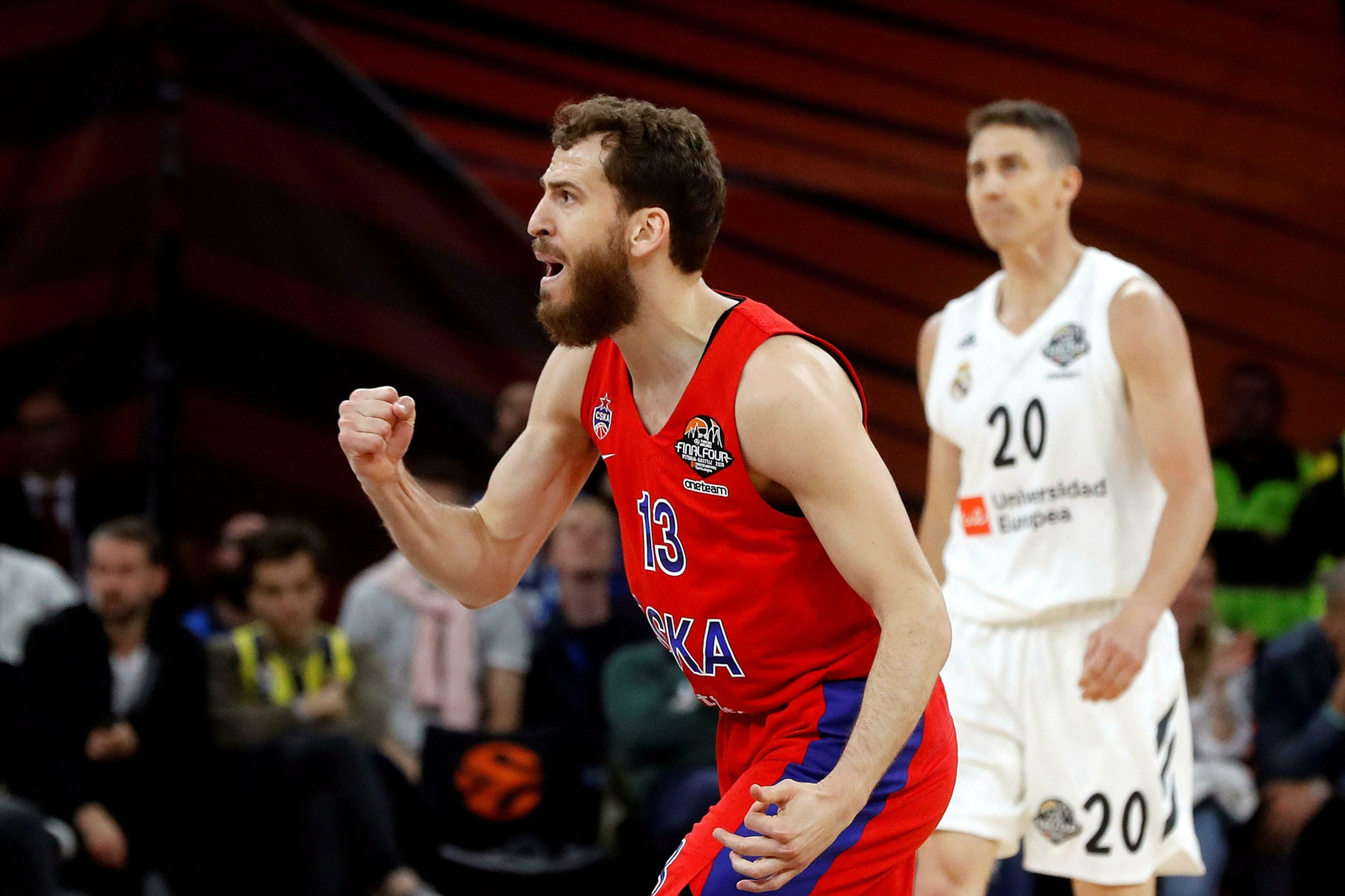 Sergio Rodríguez celebra una canasta con el CSKA.