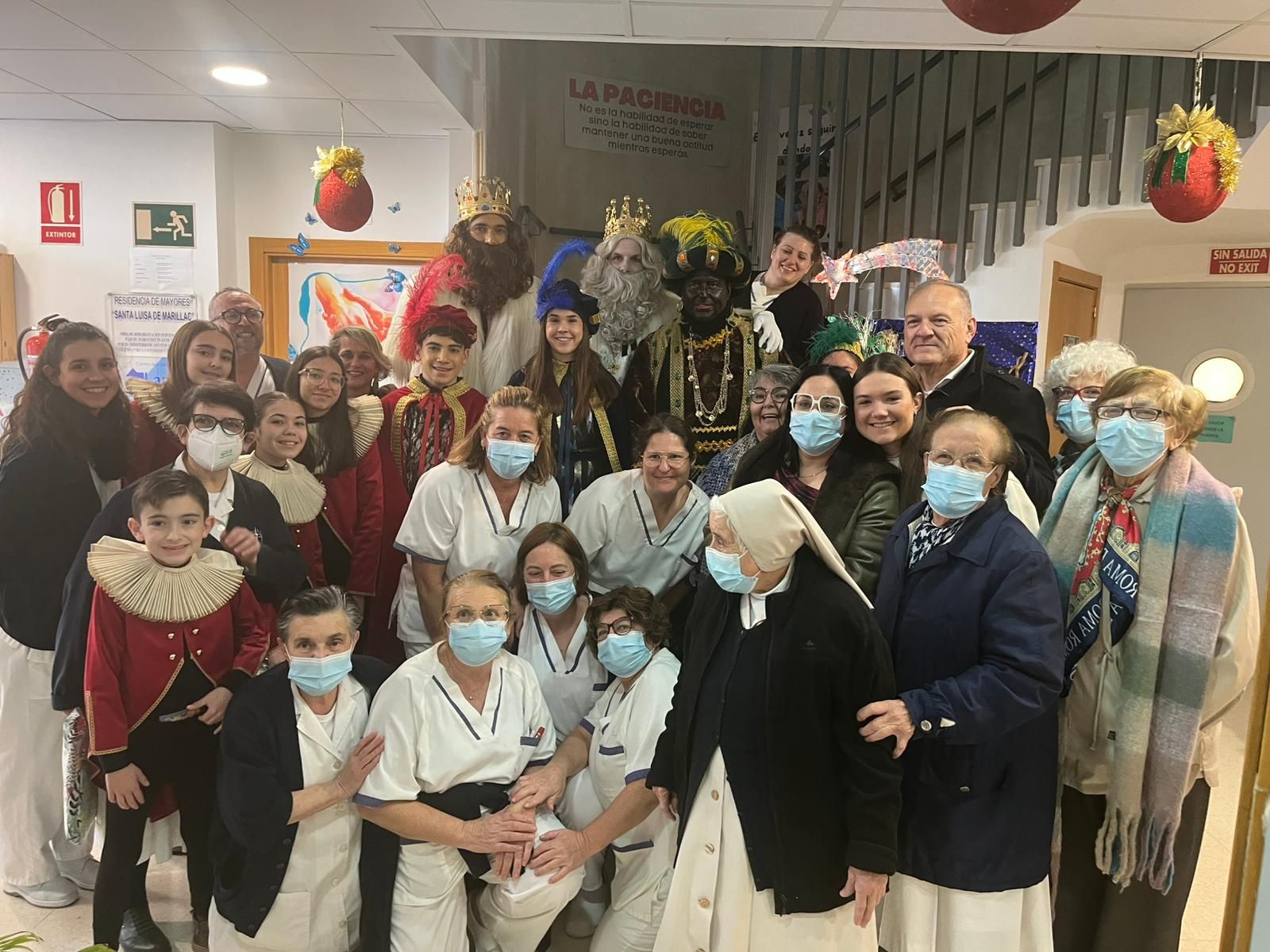 La mágica cabalgata de los Reyes Magos en Cuevas del Almanzora, en imágenes