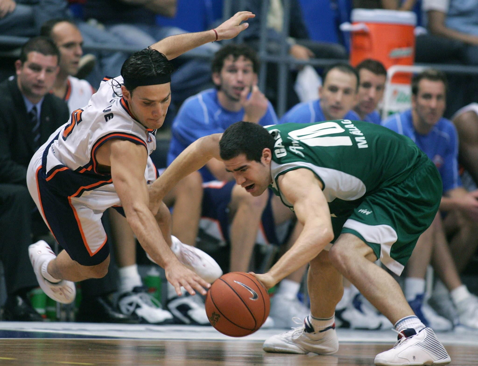 La carrera de Carlos Cabezas, en fotos