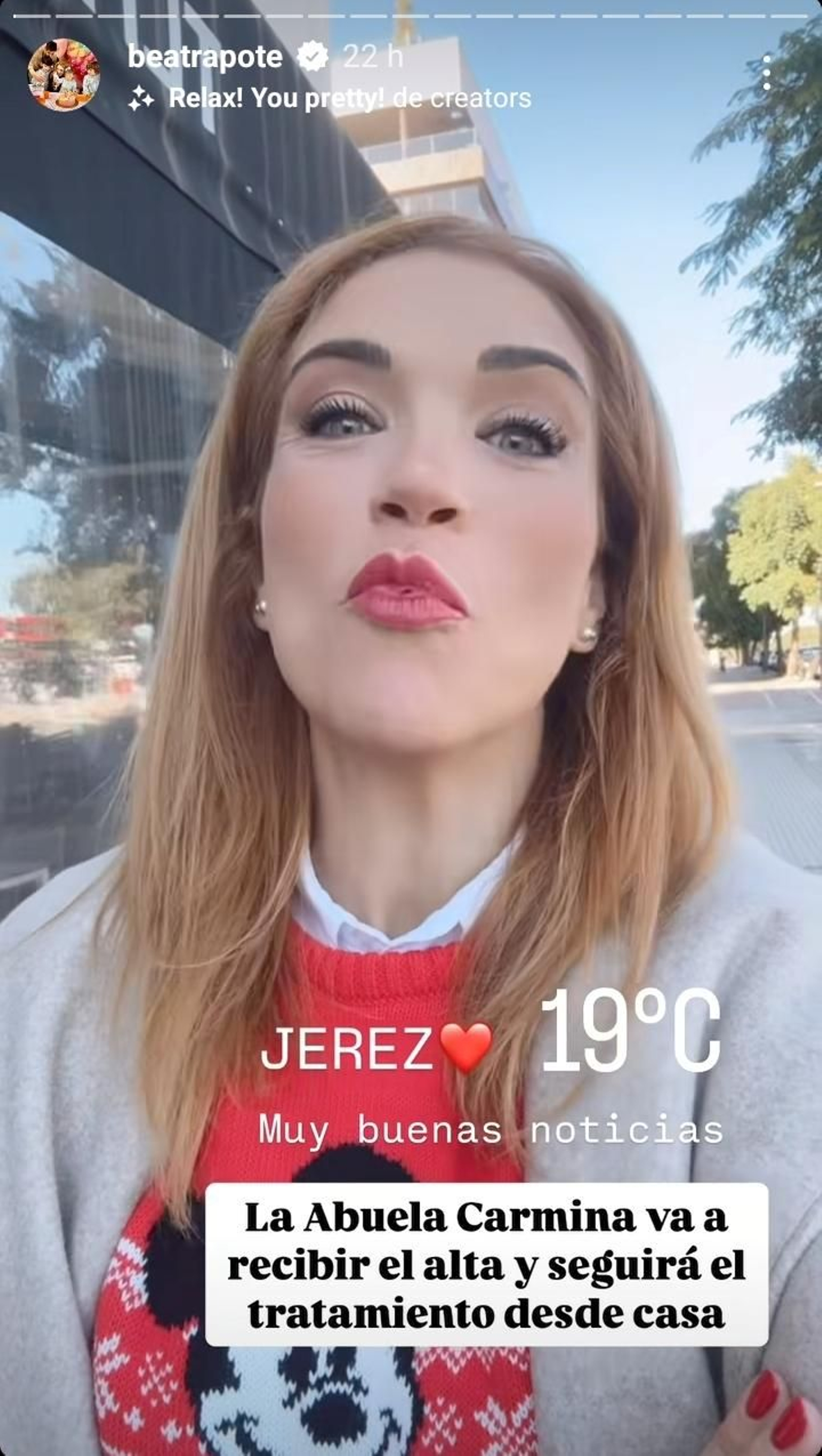 La periodista ha confirmado la mejoría del estado de salud de su madre.