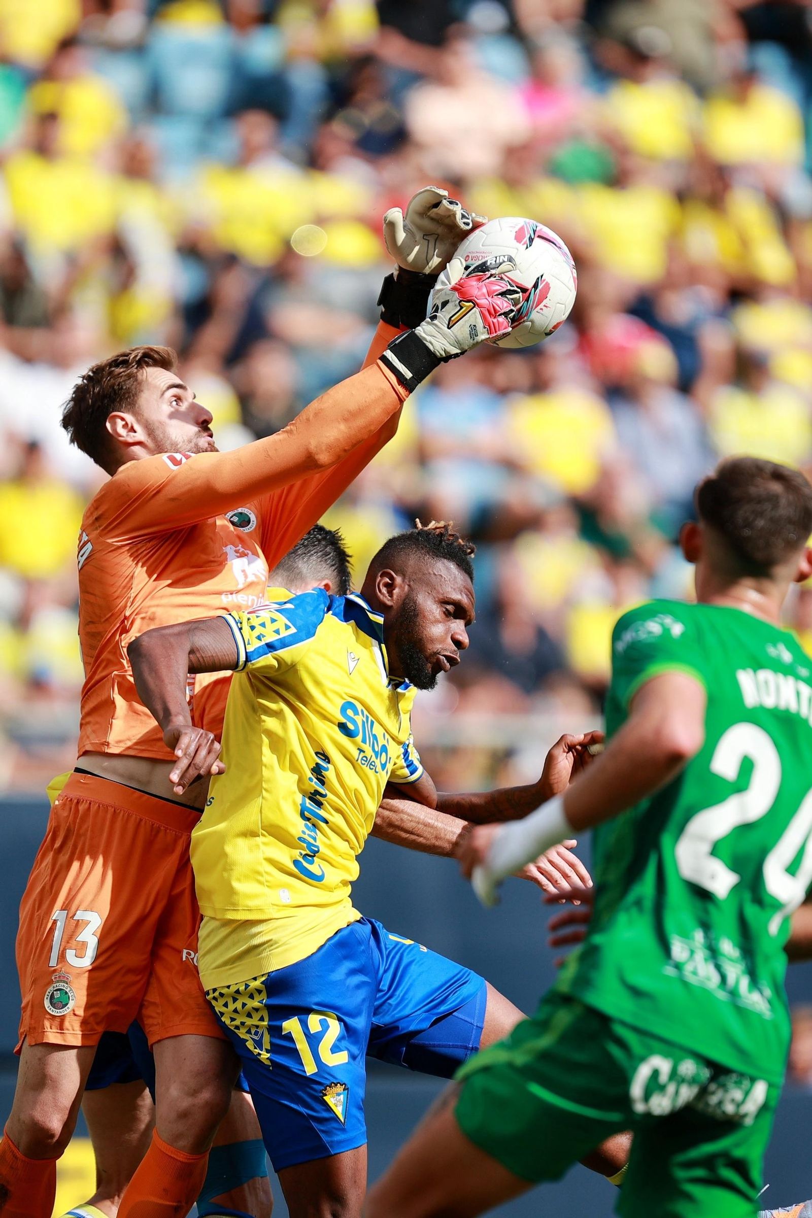 Búscate en las imágenes del Cádiz CF - Racing de Santander