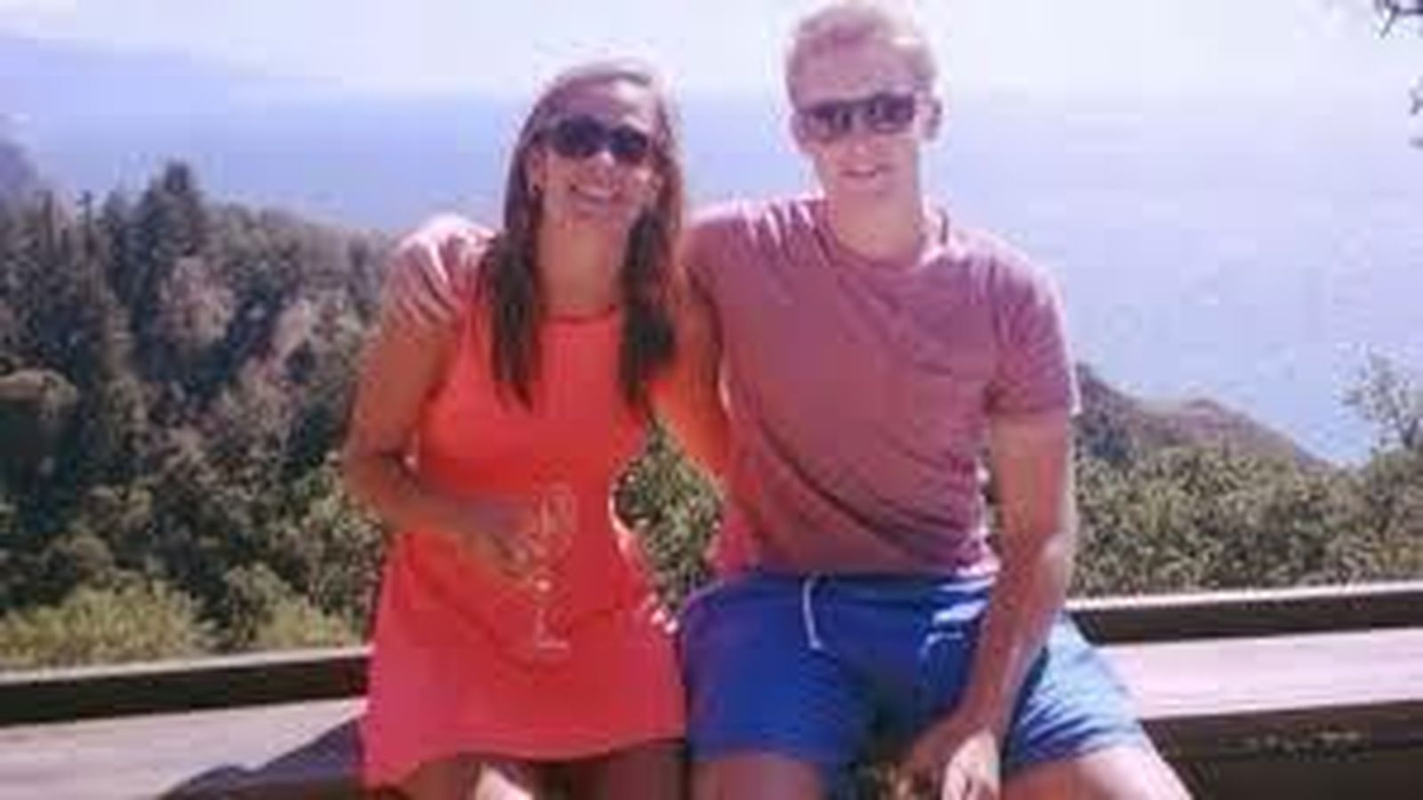 Grosvenor con su supuesta novia, con la que no se le ve desde el pasado otoño.