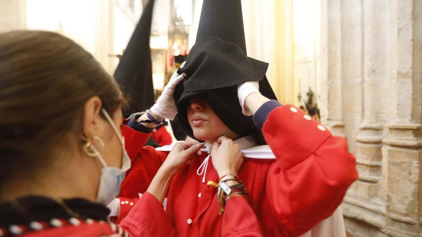 Las imágenes del Martes Santo en Tarifa: La Salud