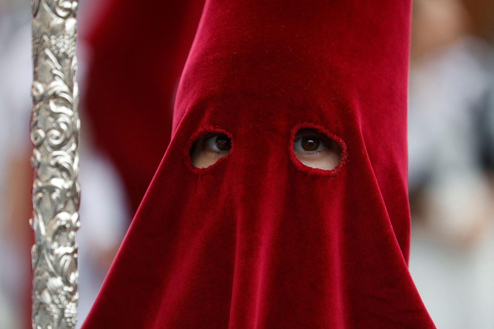 La procesión de la Sagrada Cena en este Jueves Santo de Córdoba, en imágenes