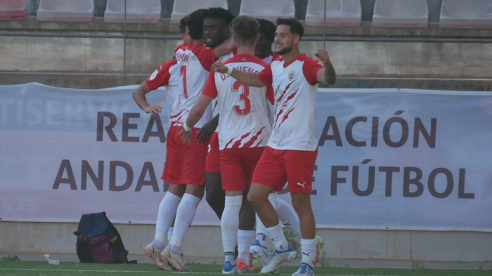 Alegría de los chicos de Óscar Fernández.