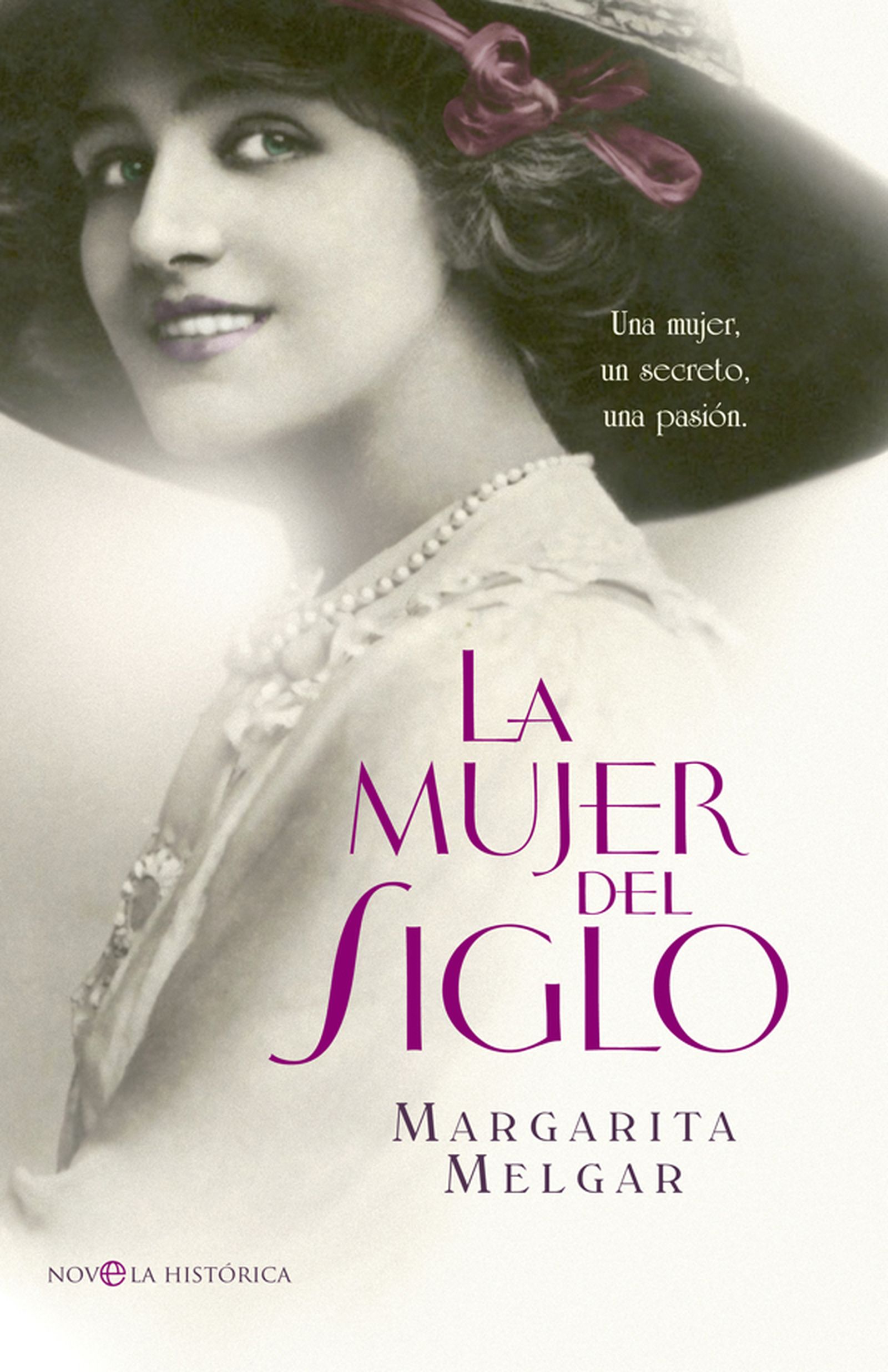Portada de 'La mujer del siglo'.