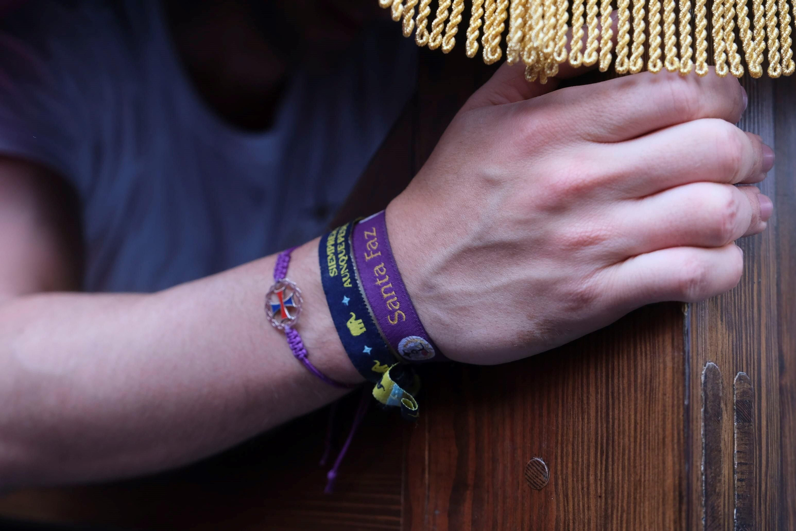 Martes Santo en Córdoba: la procesión de la Santa Faz, en imágenes