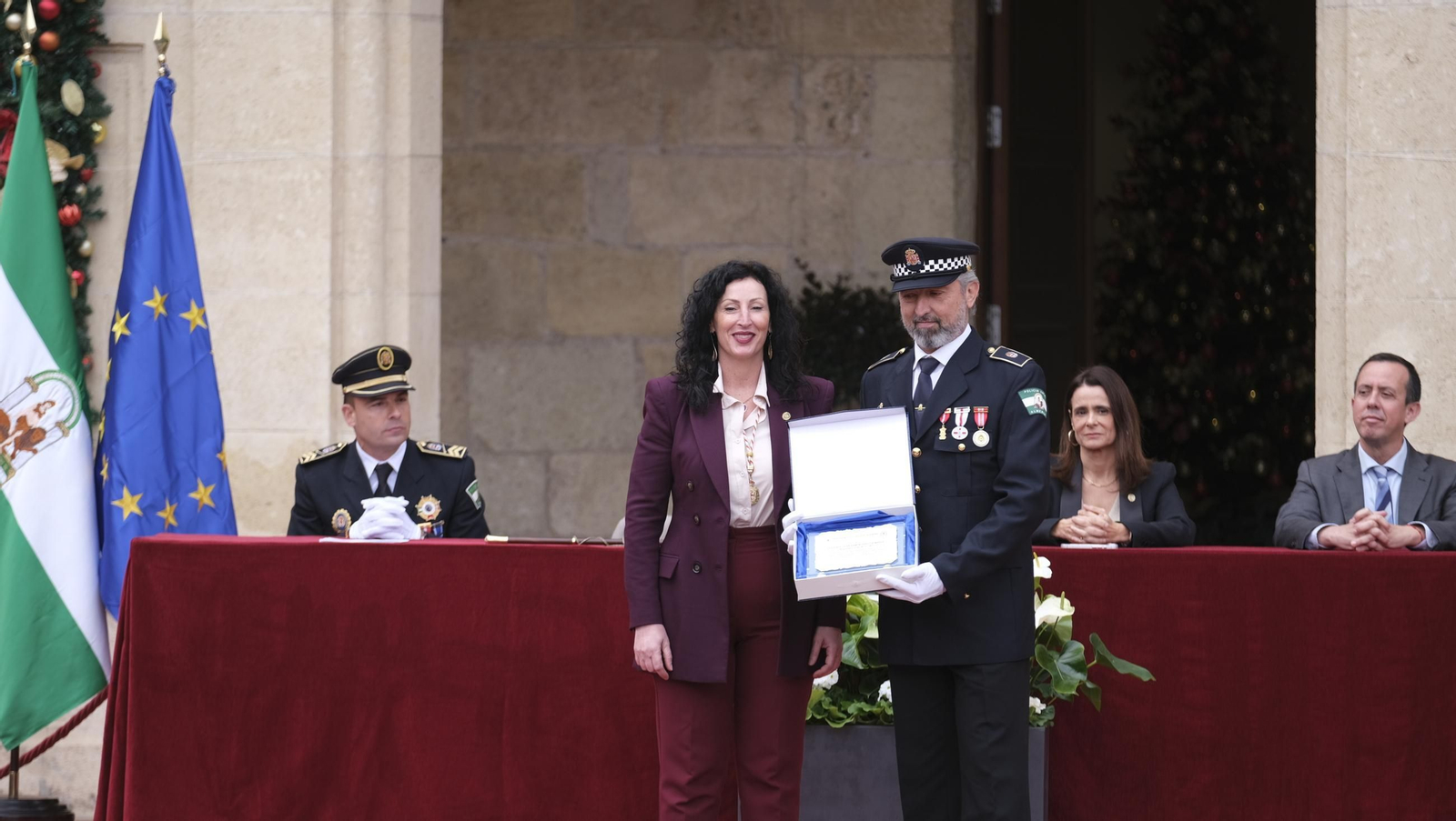 La Policía Local de Almería celebra su patrón San Esteban, en imágenes