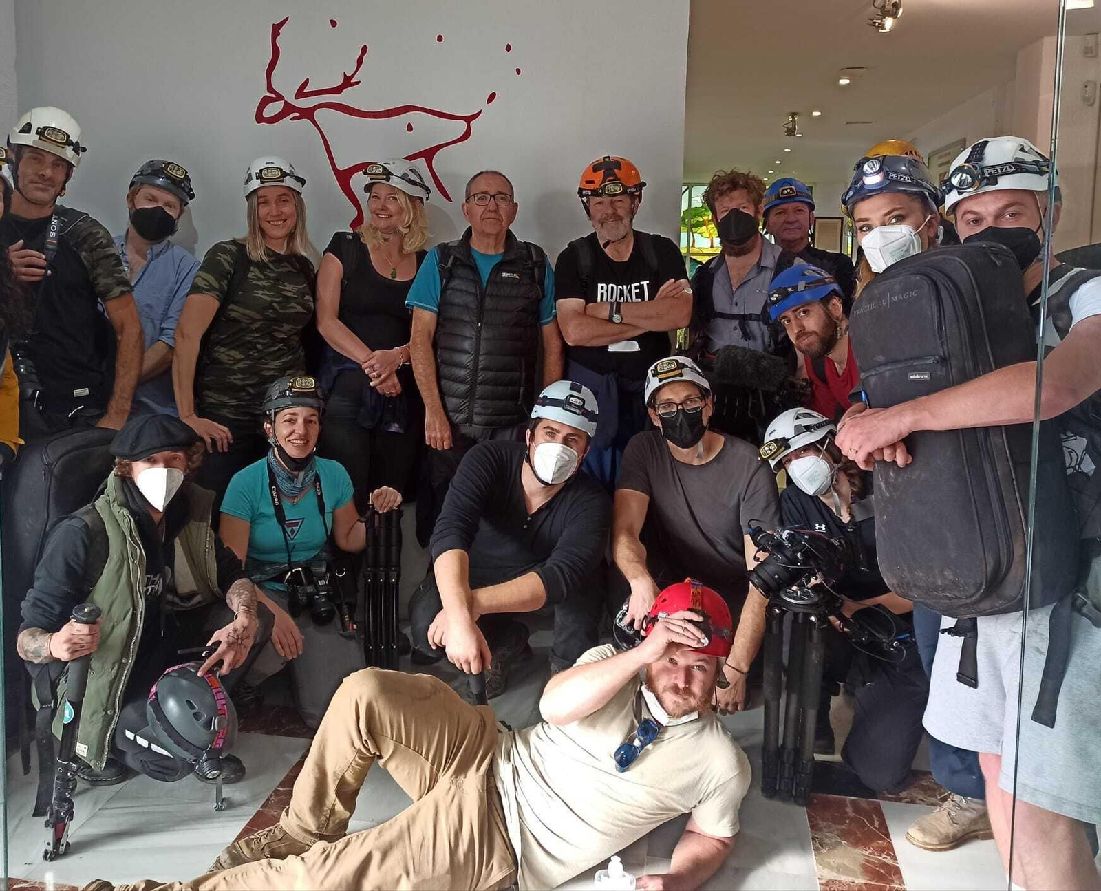 Las mejores fotografías de la visita de National Geographic a la Cueva de la Victoria