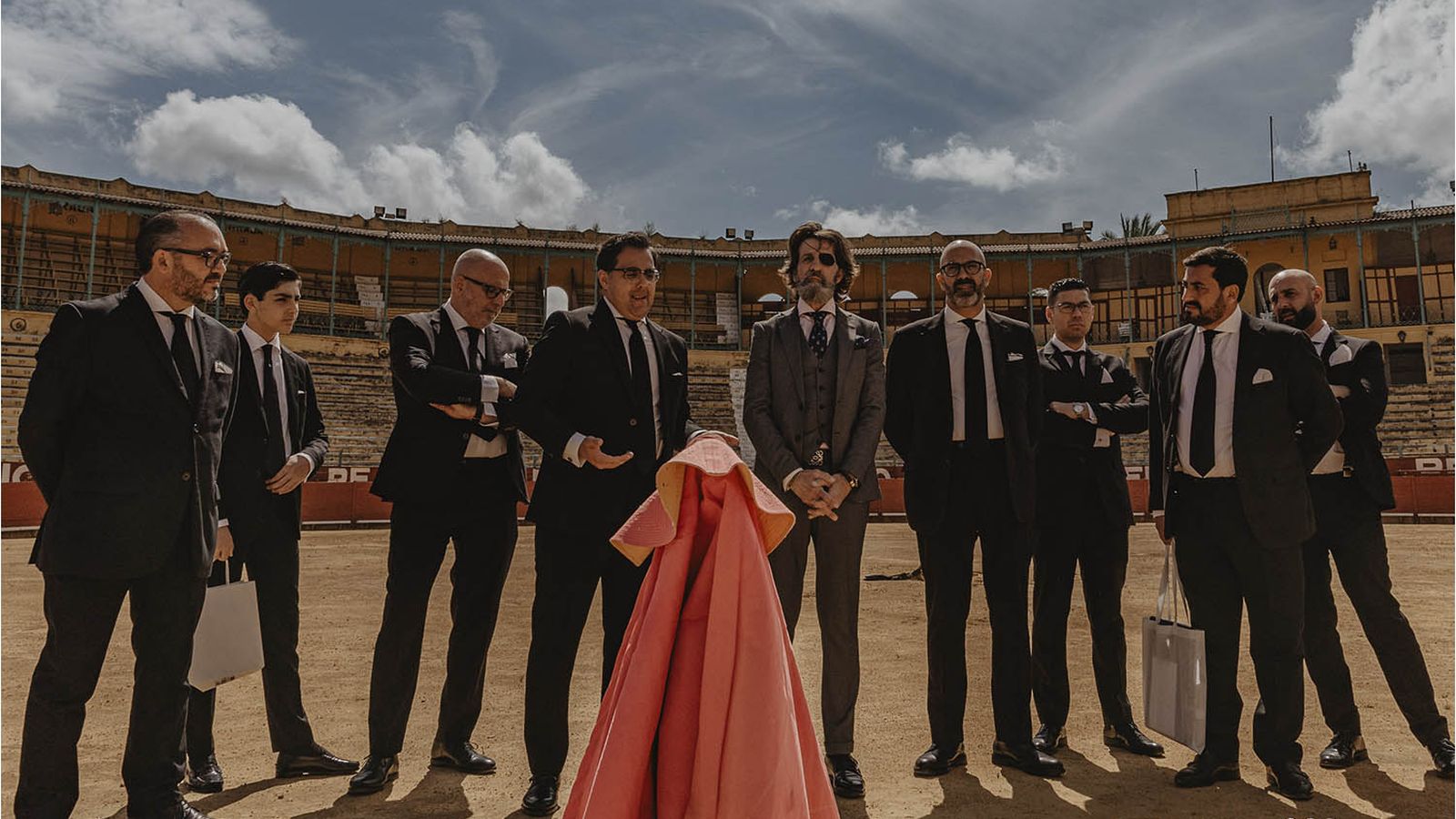 Homenaje a Juan José Padilla de los cargadores de la Hermandad de Fátima