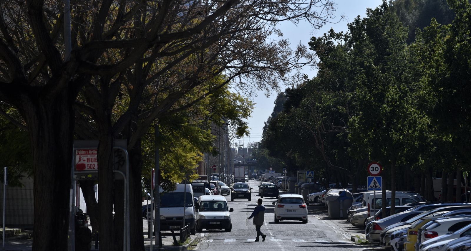 Vista general de la Ronda de los Tejares, en Triana.