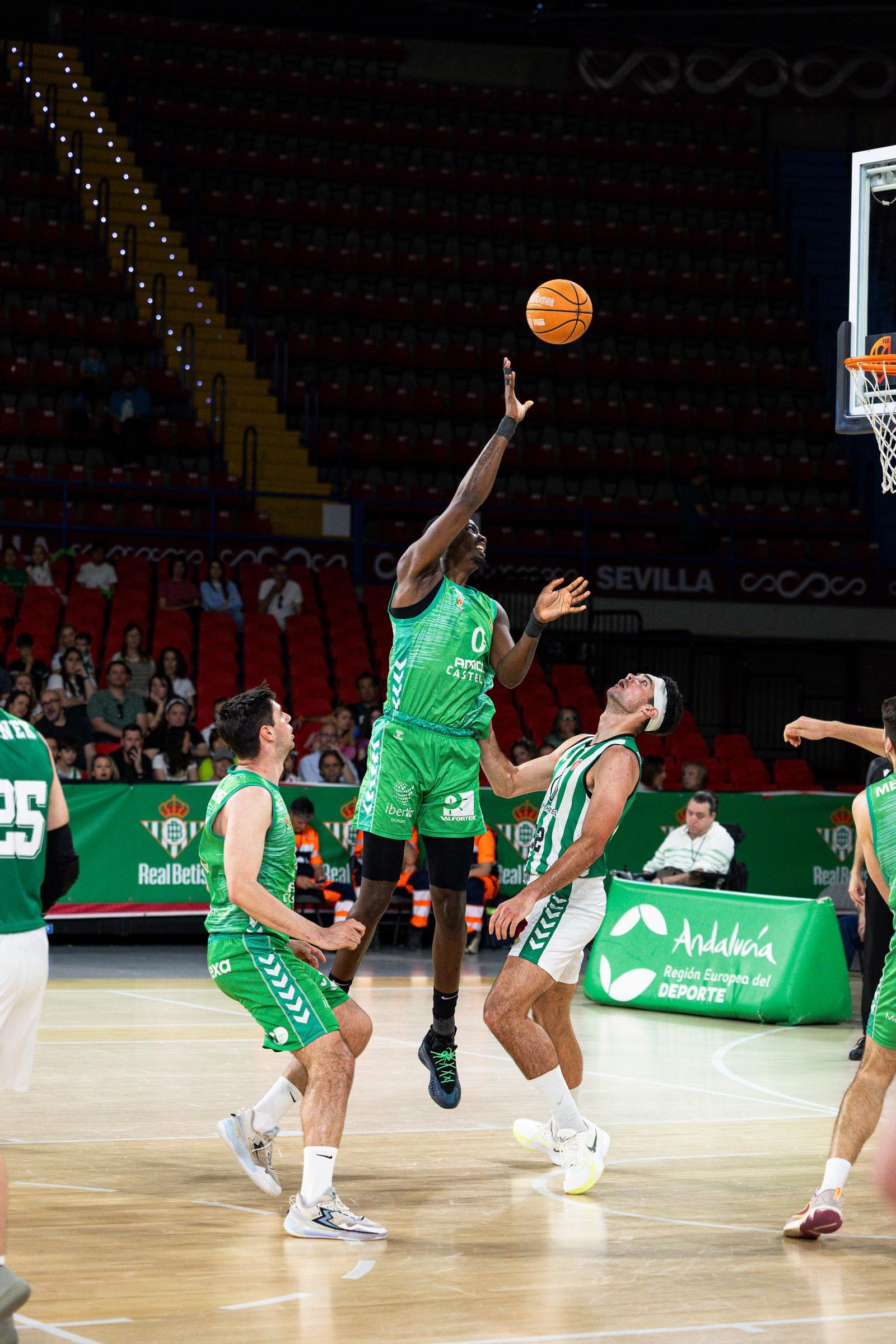 Las fotos del Betis Baloncesto - Amics Castellò