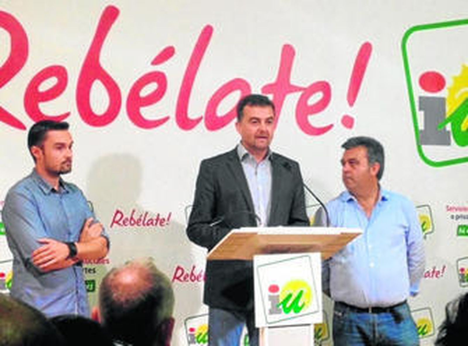 Martín Vila (a la izquierda), acompañado por Antonio Maillo y Manuel Cárdenas.