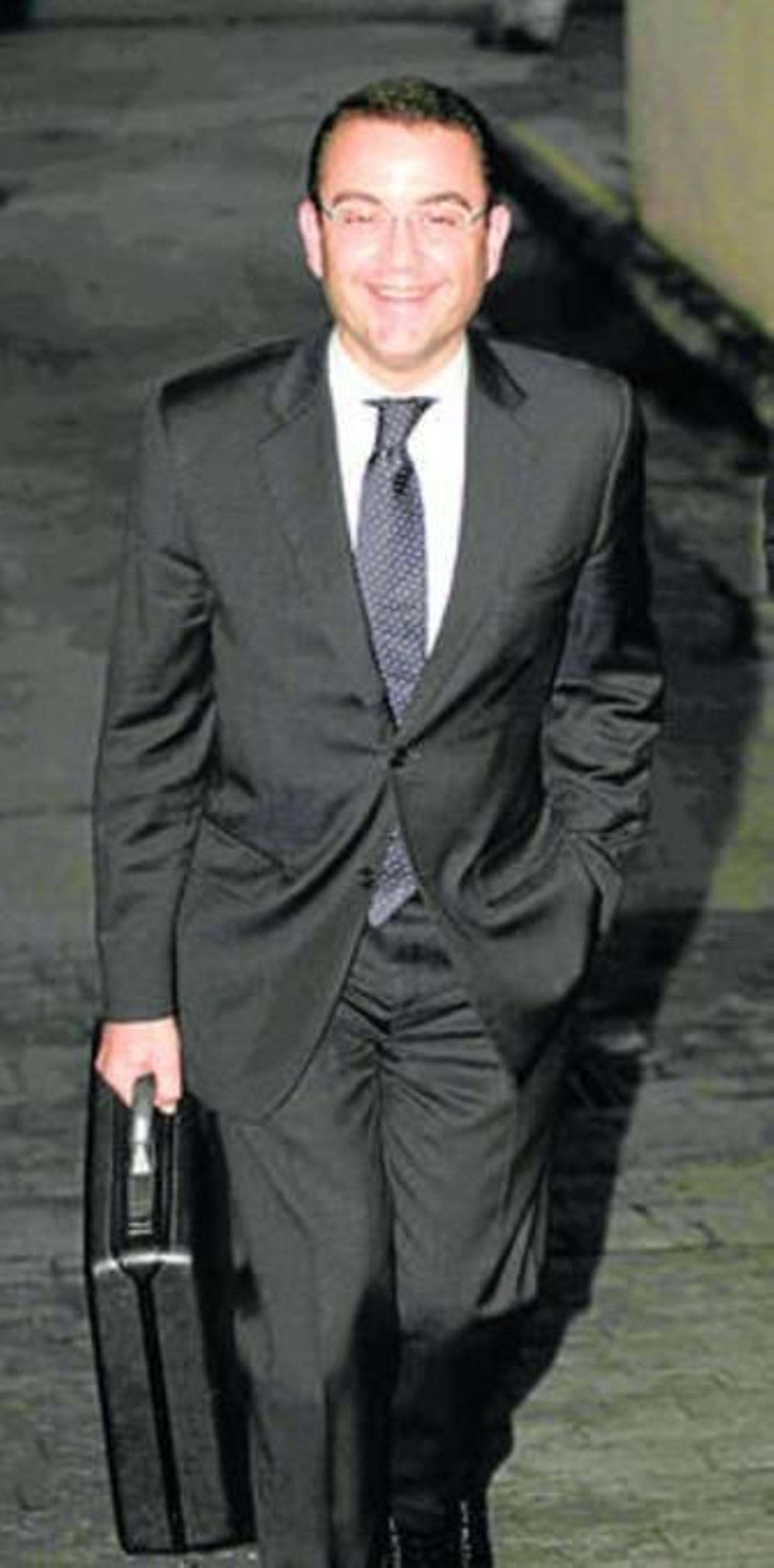 Miguel Zorio al salir ayer de los juzgados de Palma.