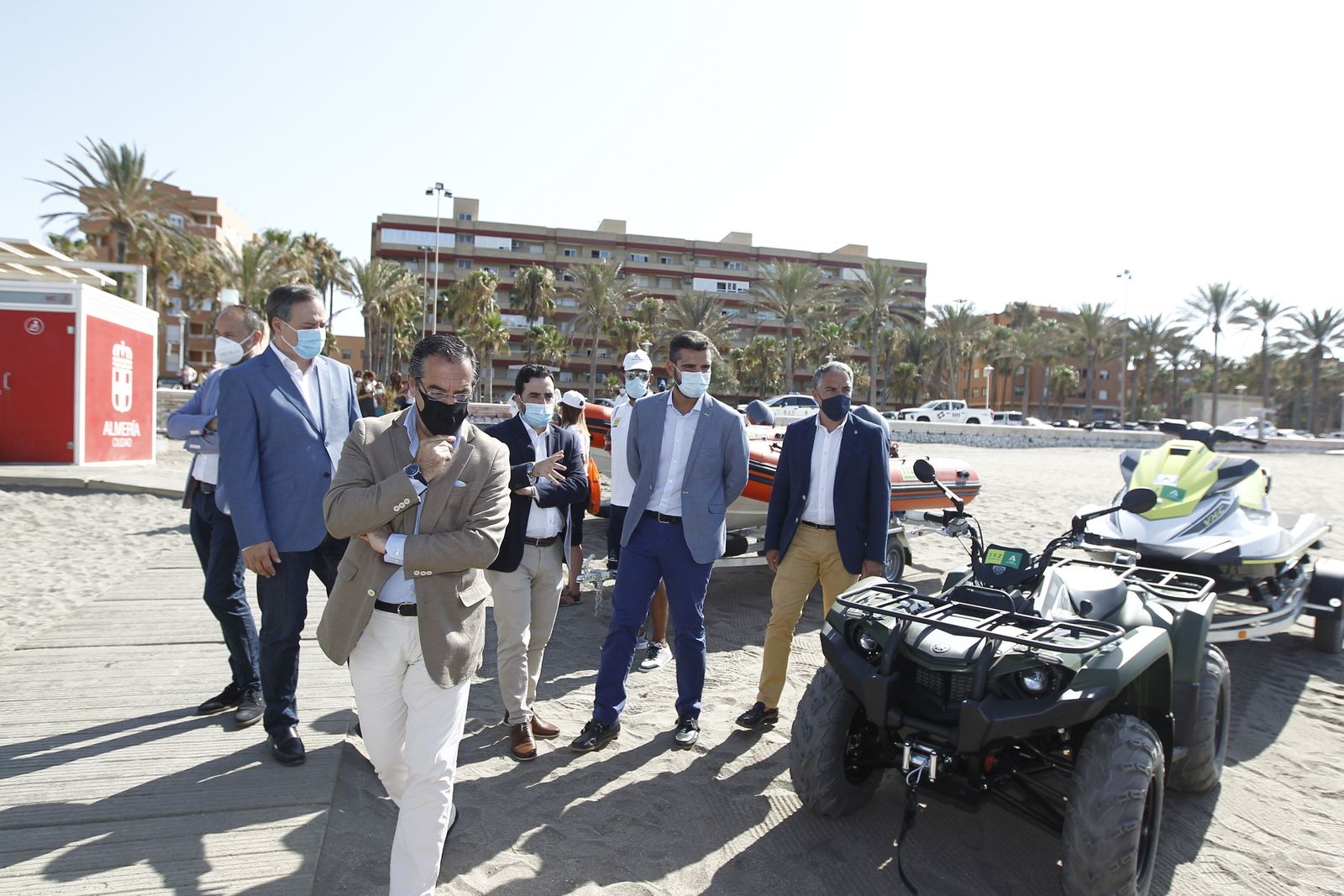 Presentación de vehículos para vigilancia de las playas. Almería