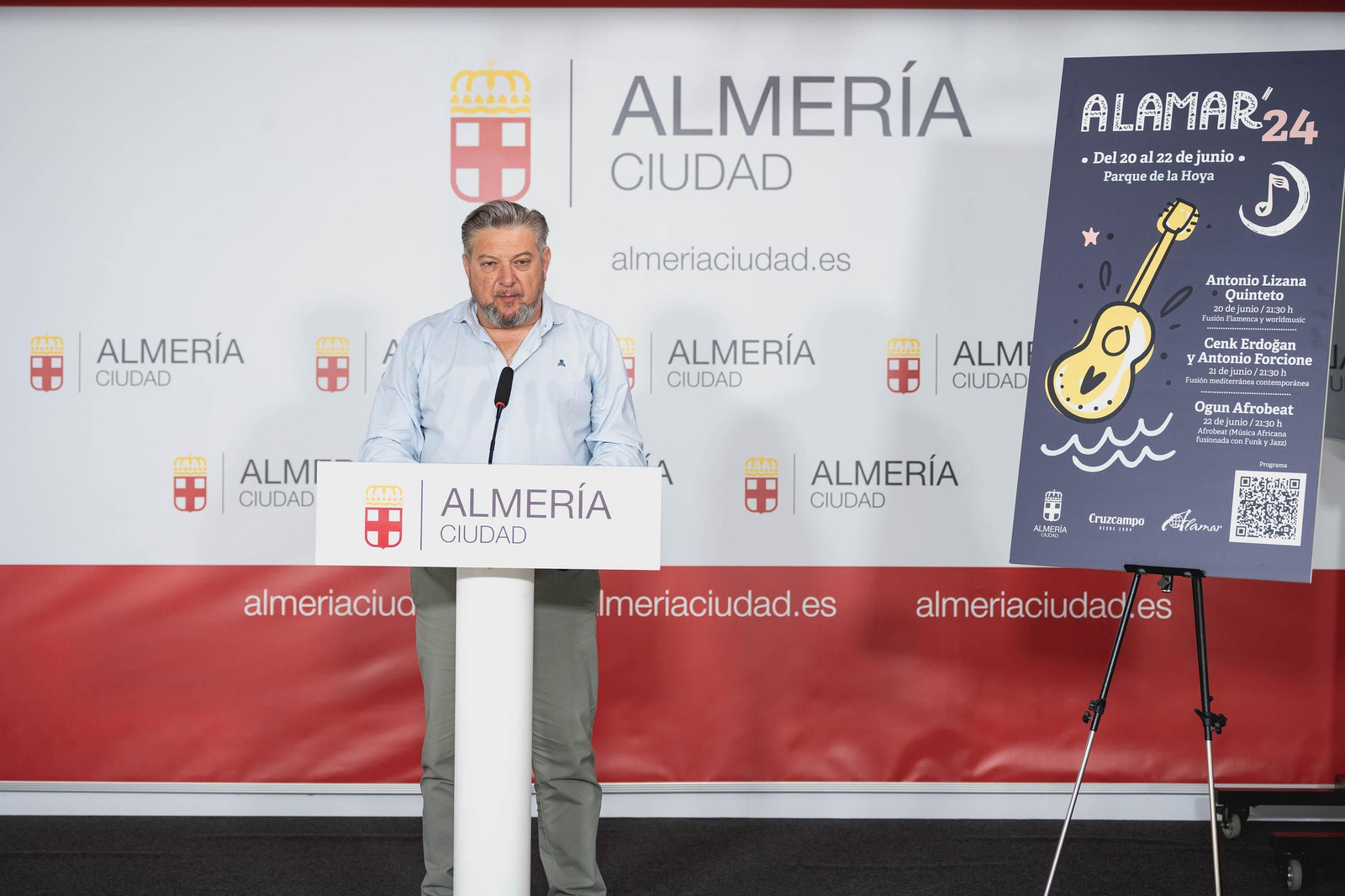 El concejal Diego Cruz durante la presentación de Alamar.