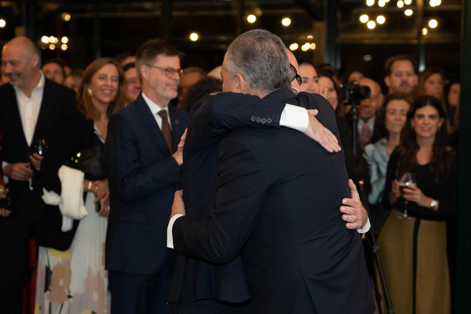 Grupo ABU reúne a casi mil personas en su cena benéfica contra el cáncer