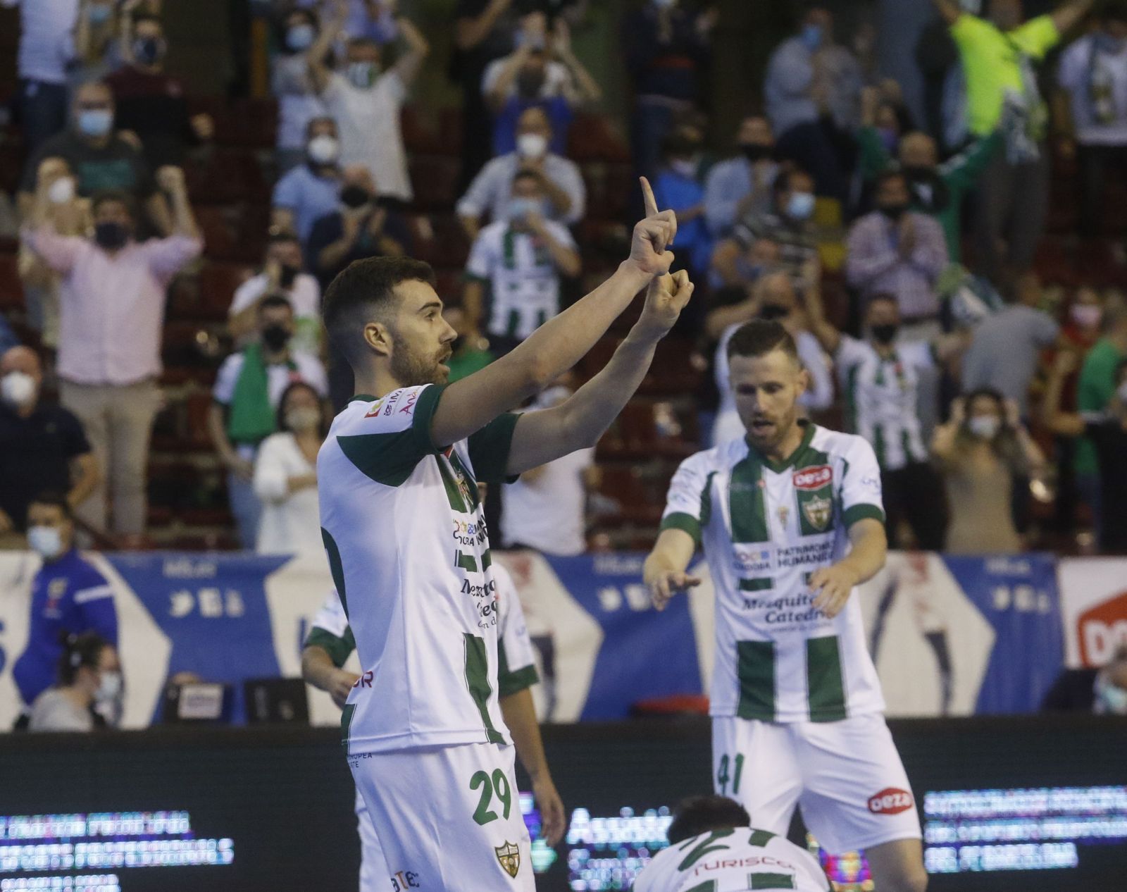 Las fotos de la hazaña: la victoria del Córdoba Futsal ante el Barça