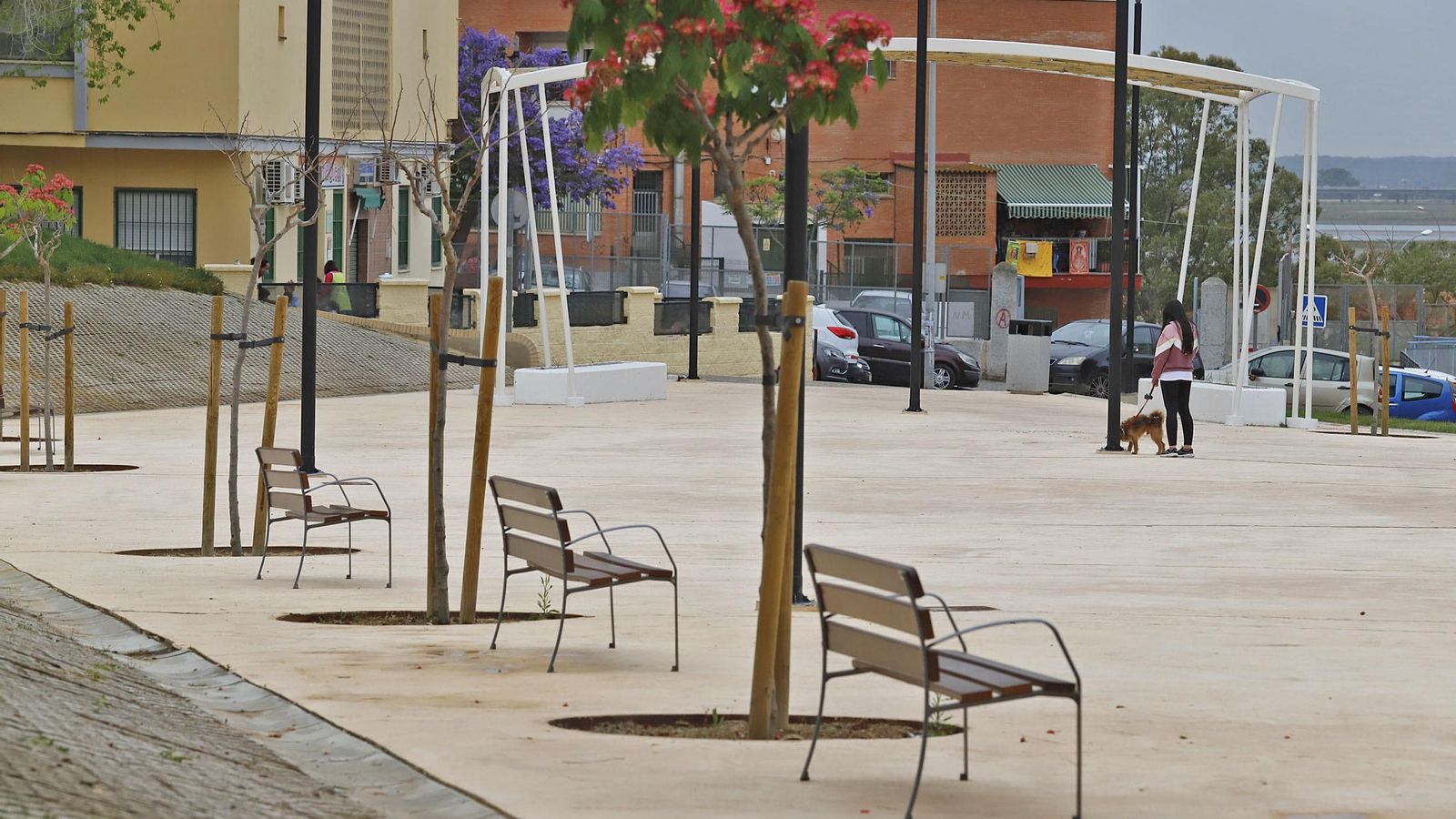 Vista de la Plaza de los Templetes hacia su apertura a la calle Legión Española.
