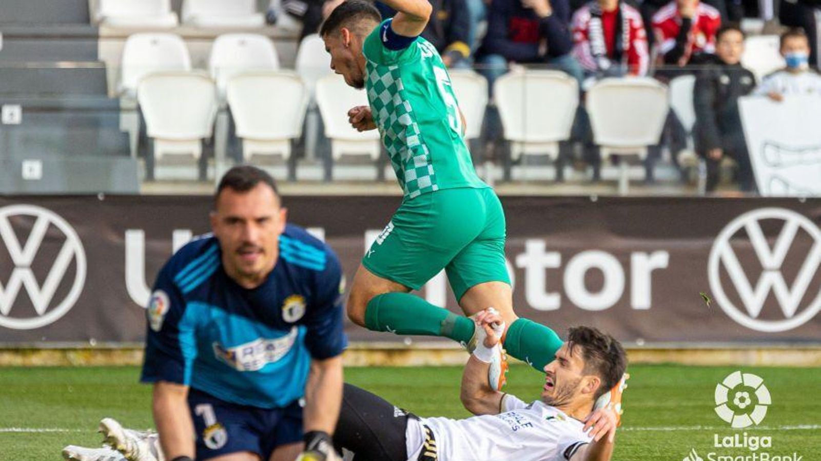 Robertone tras batir a Herrero