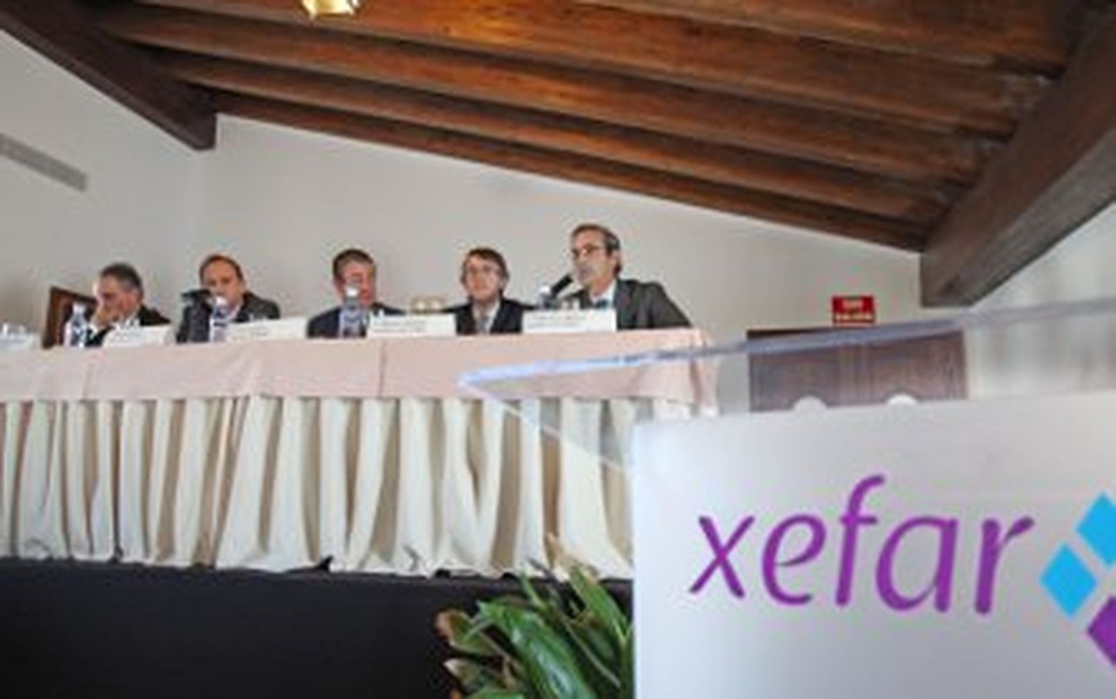 "Tenemos que sobrevivir; damos un buen servicio a la sociedad"