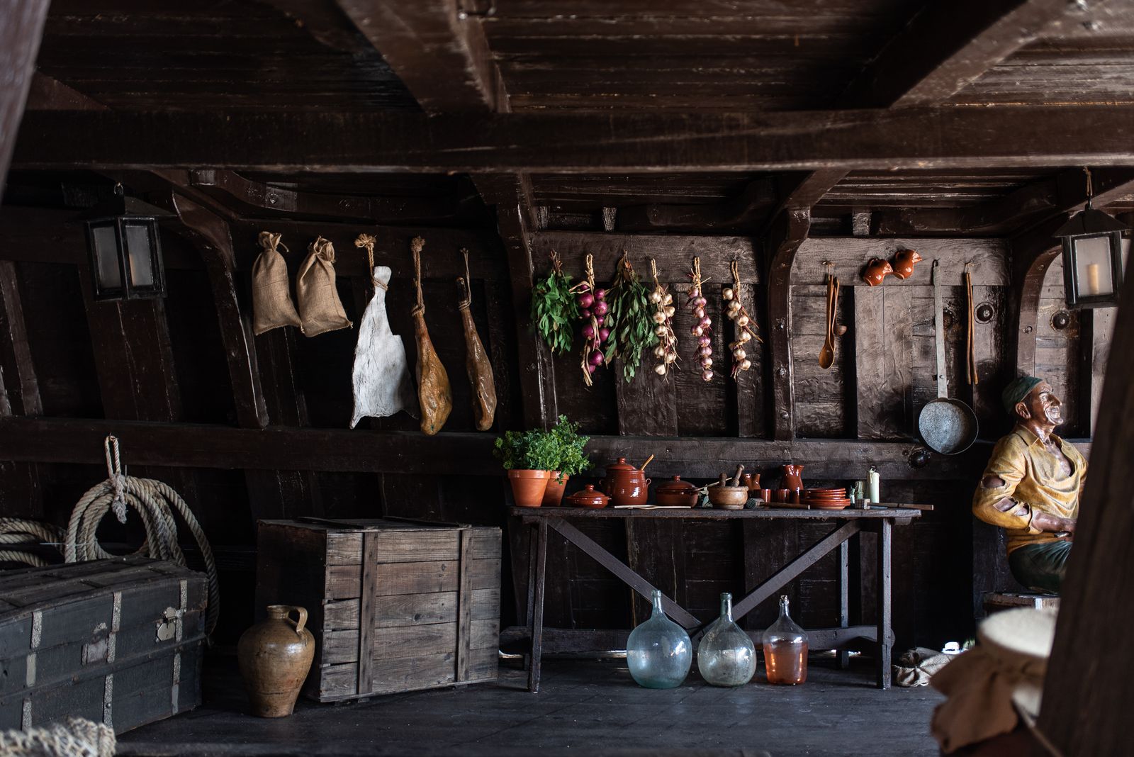 El Muelle de las Carabelas: Teatro, cuentacuentos y exposiciones
