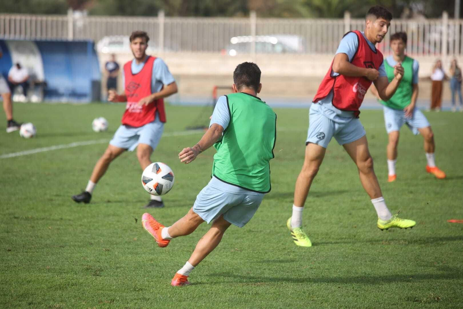 Primer entrenamiento de Francis al frente del Xerez DFC