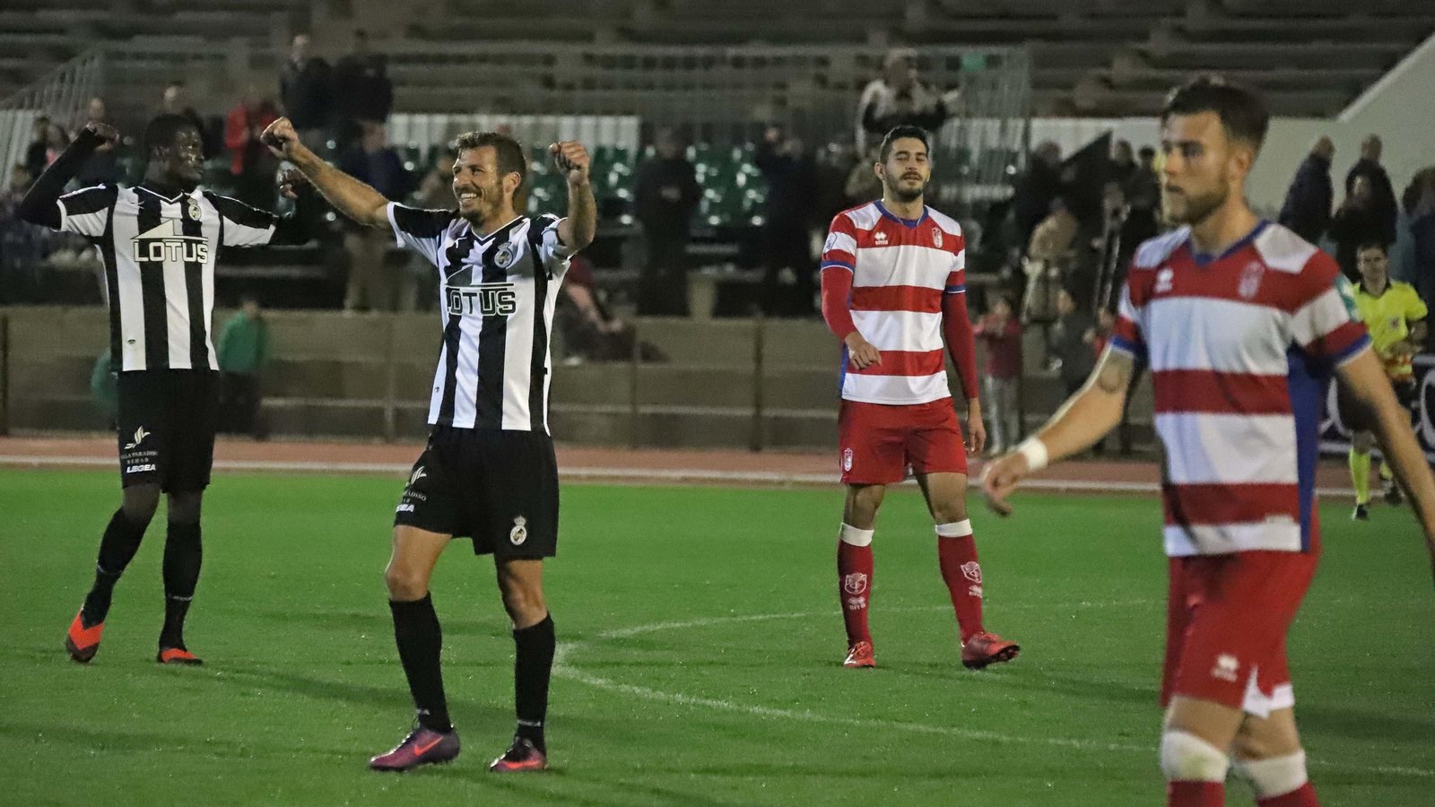 Balona - Recreativo Granada en imágenes