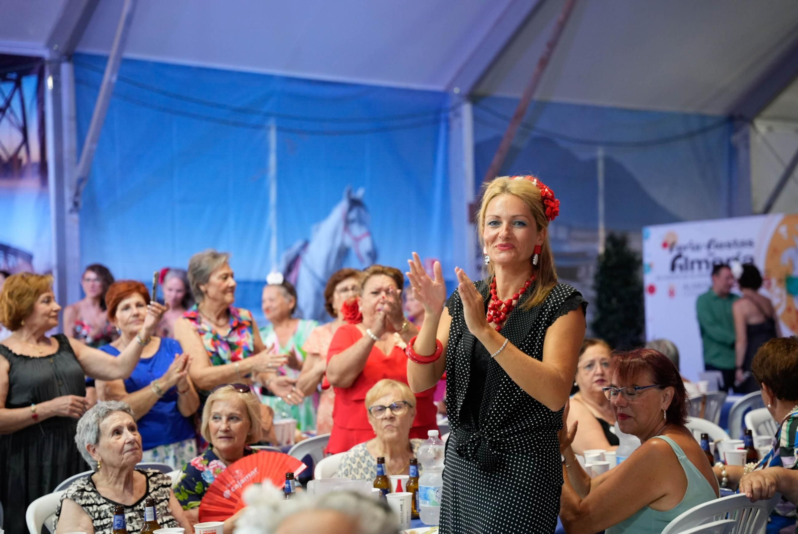 Las fotos de la comida de homenaje a la mujer en la Feria de Almería