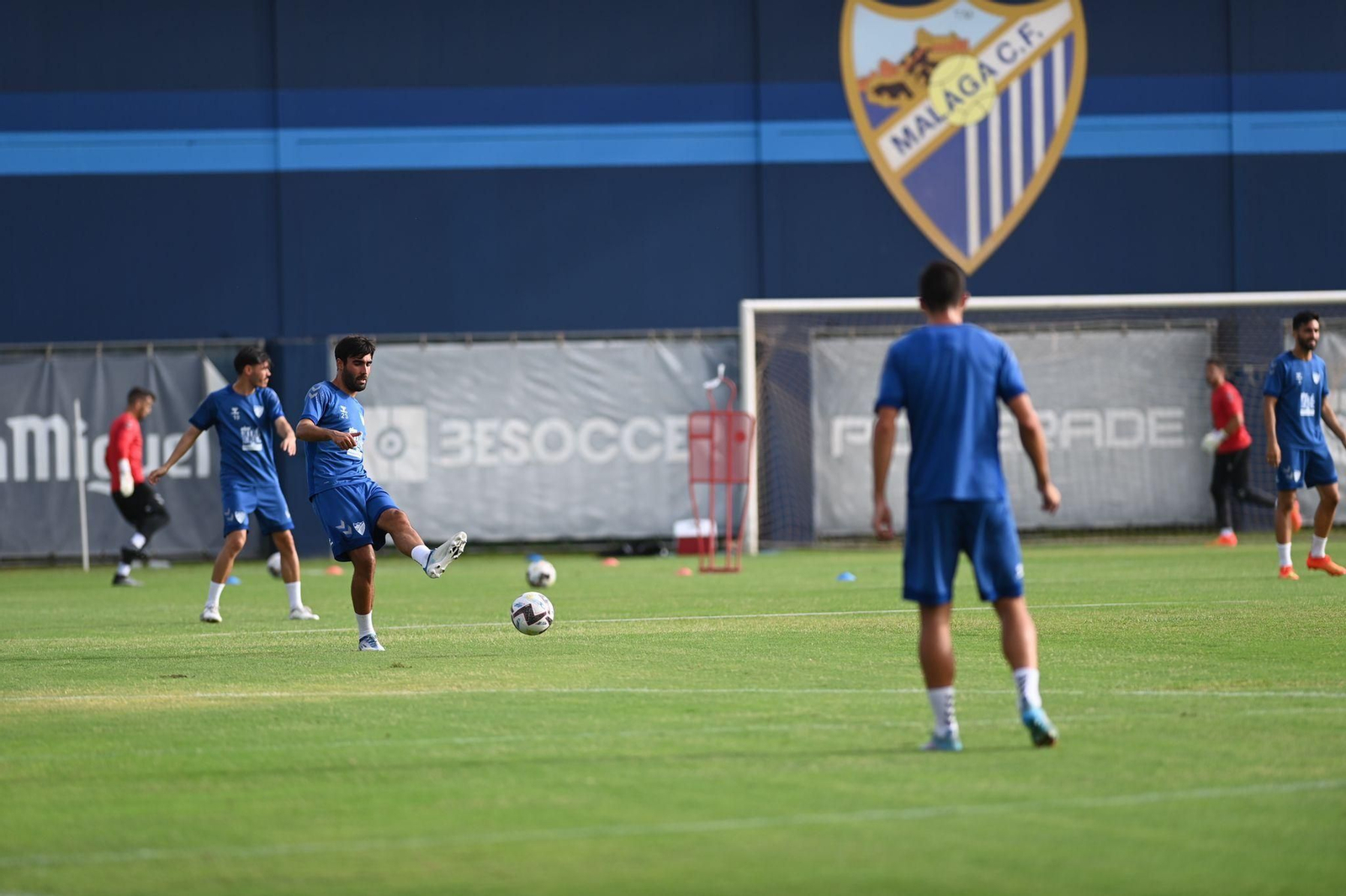 Las fotos de un Málaga CF que ya piensa en el Albacete