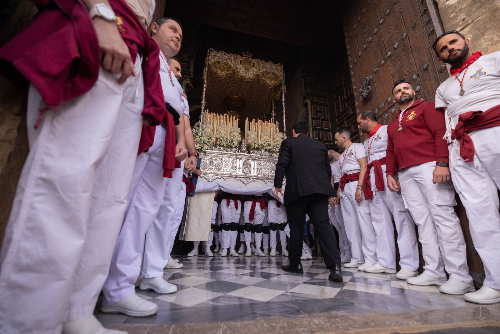 Las mejores fotos del Jueves Santo en Granada