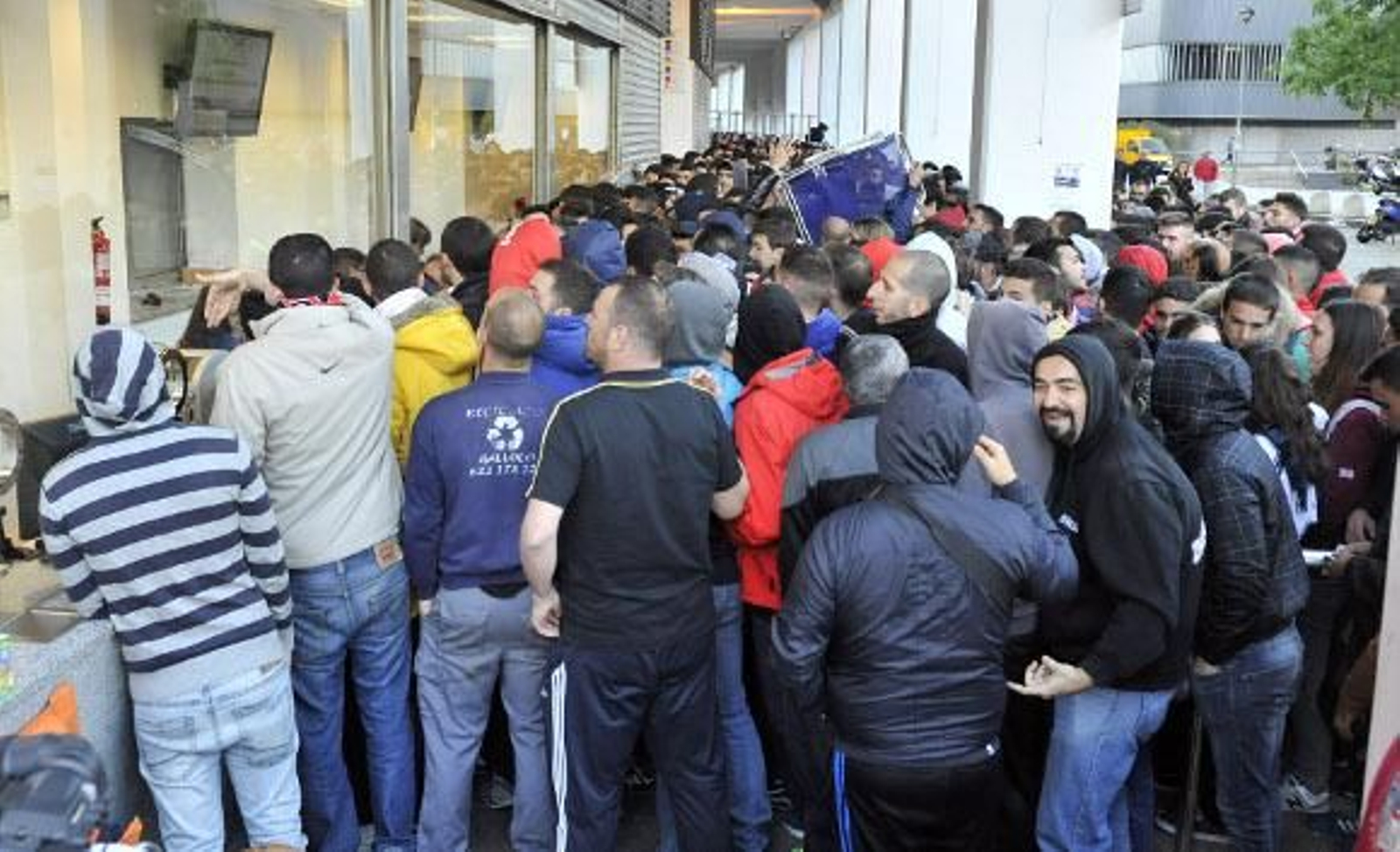 Más de cinco mil sevillistas estarán en Mestalla