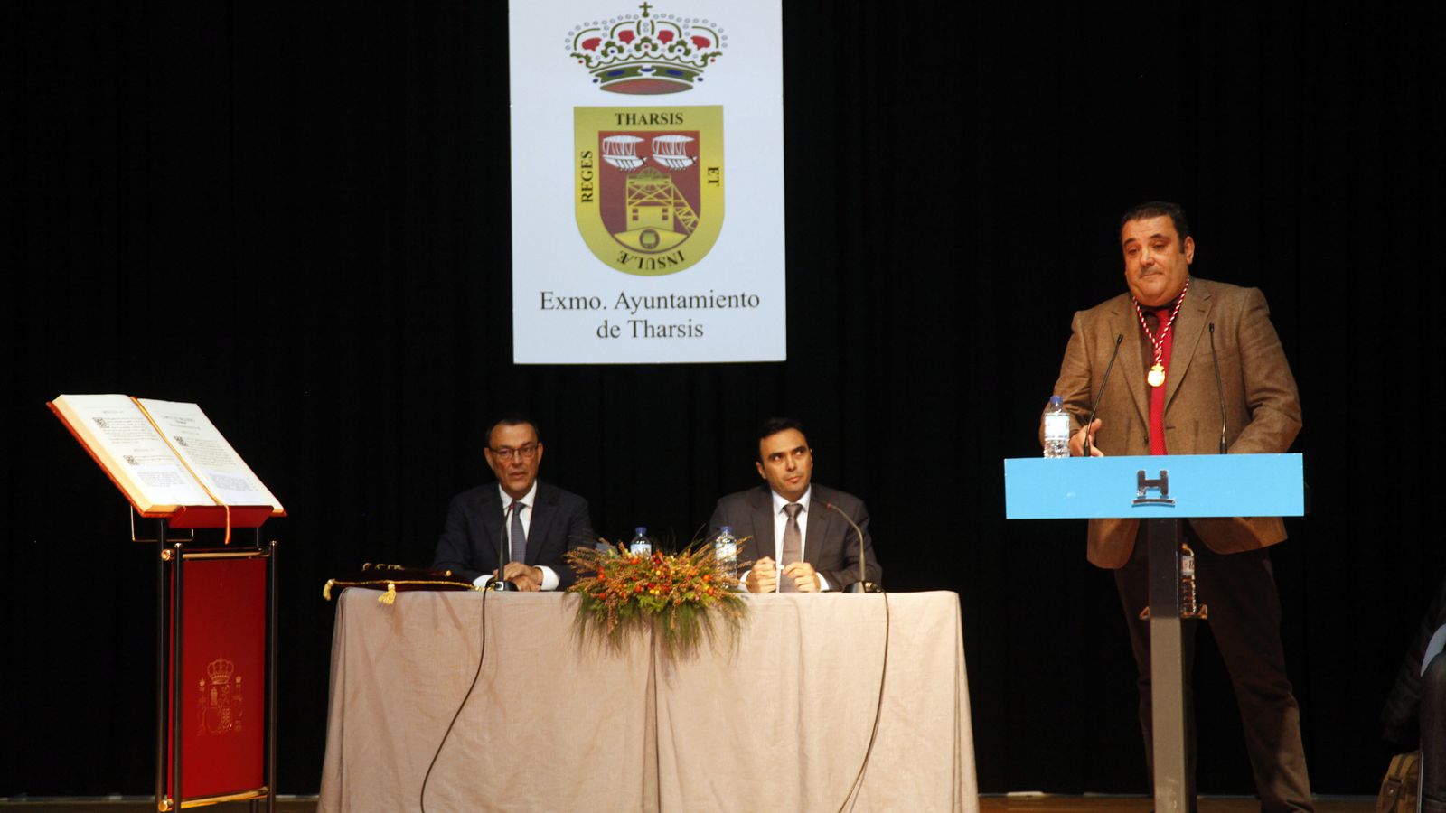 Lorenzo Gómez, durante su discurso tras tomar posesión.