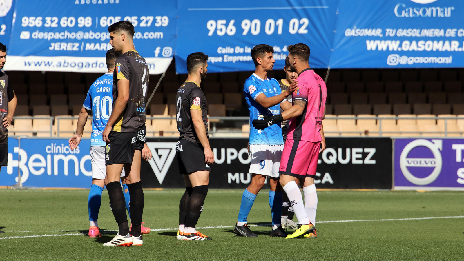Imágenes del Xerez DFC - Conil CF en Chapín
