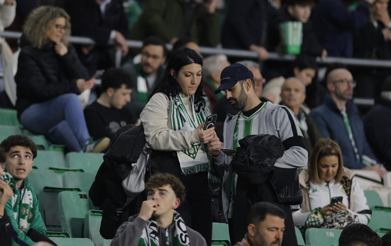 Búscate en las fotos del Betis - Real Sociedad