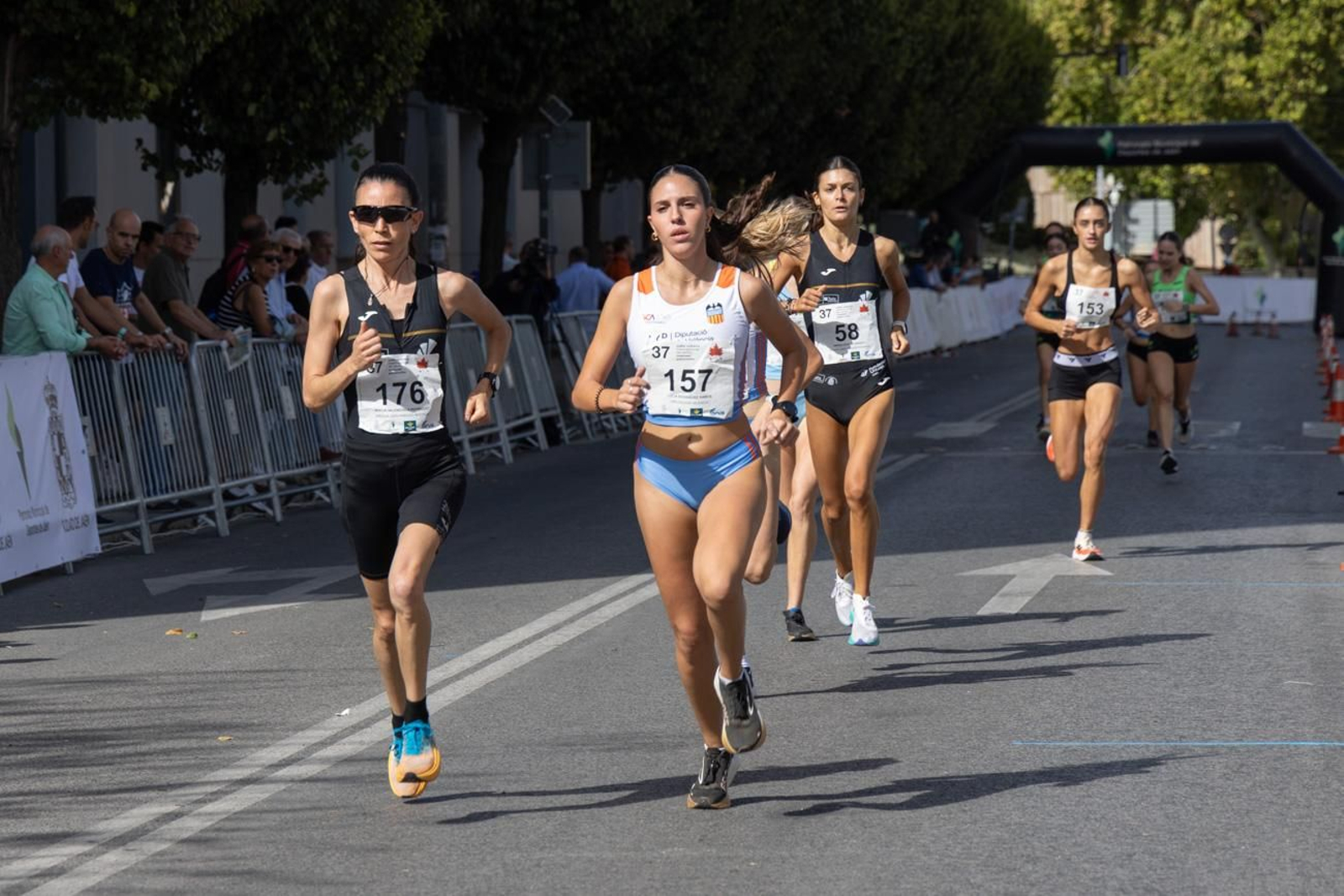 Ignacio Fontes y Marta Serrano reinan en la XXXVII Milla Urbana Internacional de Otoño 'Manuel Pancorbo'