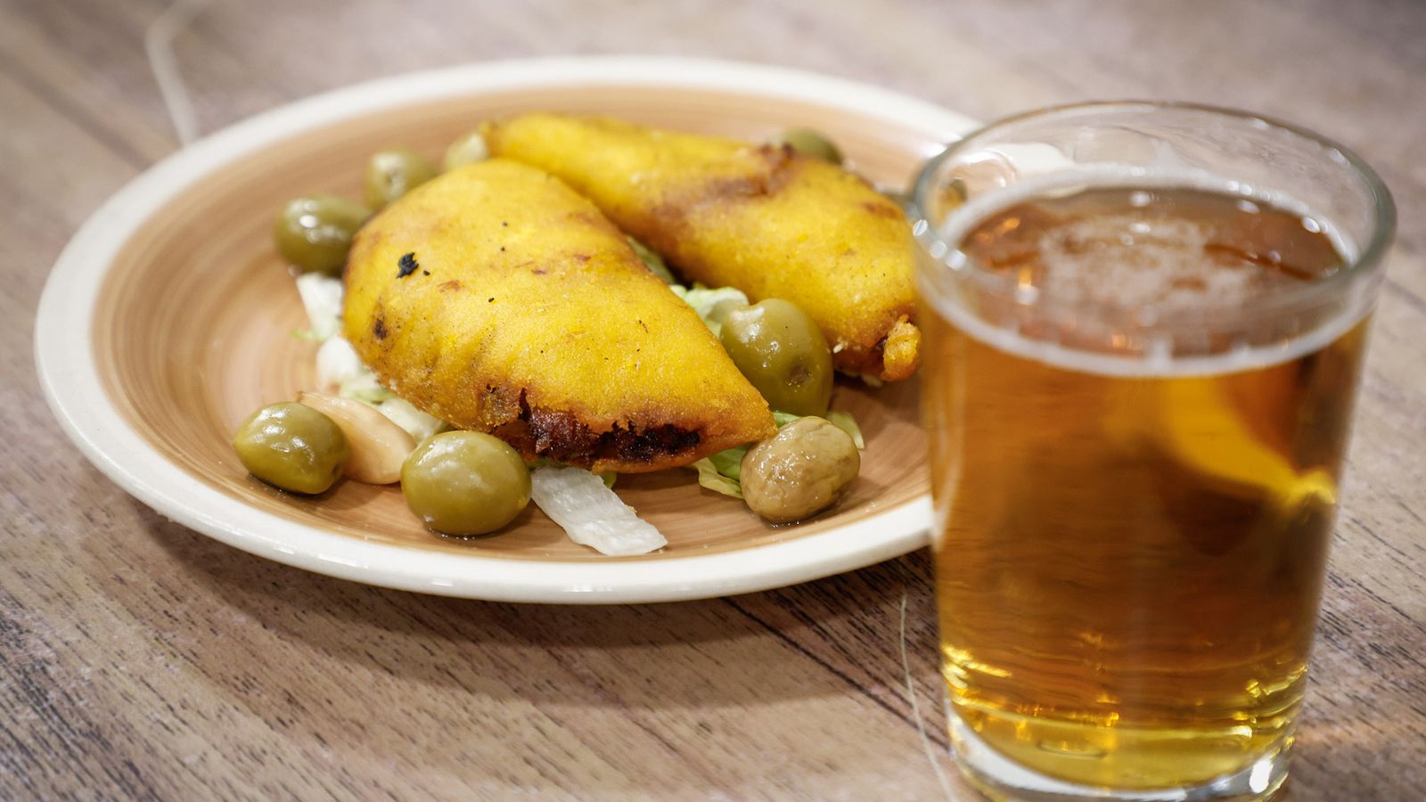 La variedad de las tapas es el sello característico del bar granadino.