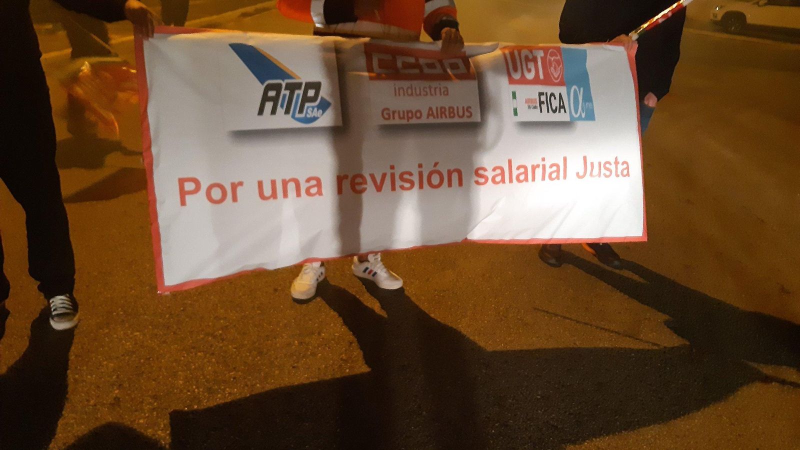 Uno de los piquetes de la huelga en el CBC de El Puerto