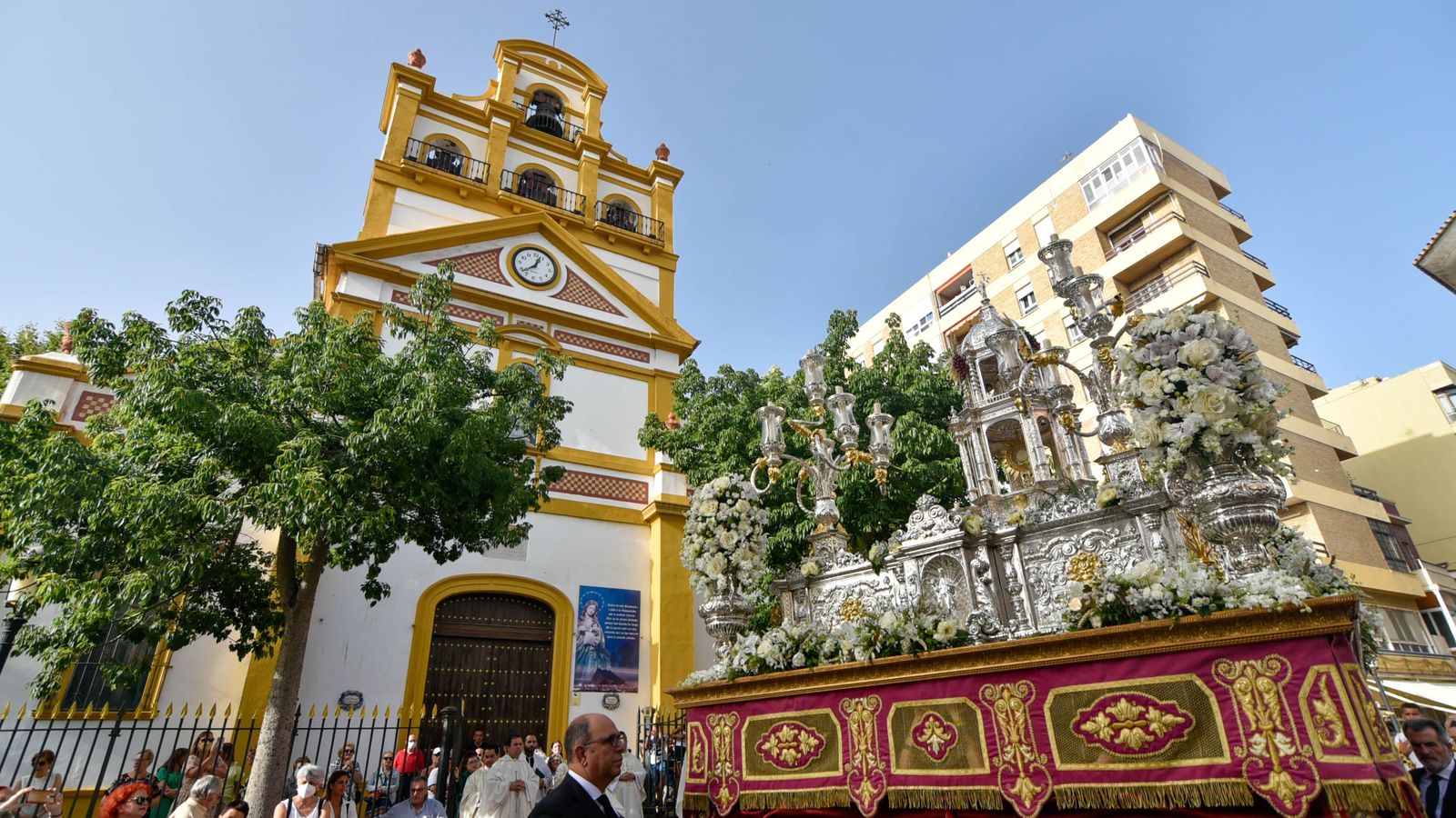 Las fotos de la procesión del Corpus Christi en La Línea