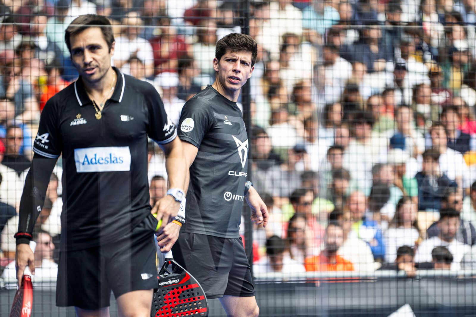 Las mejores fotos de la segunda jornada del pádel en el Estadio de la Cartuja