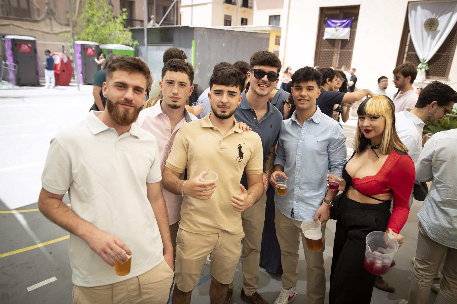 Las mejores imágenes del inicio de las Cruces en Granada