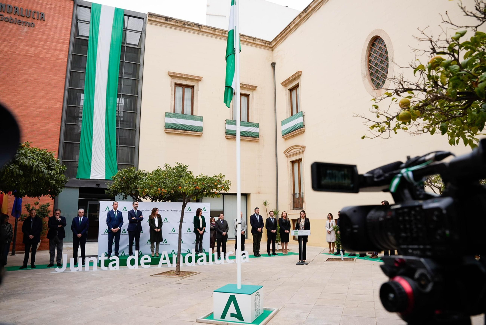 Así han sido las imágenes del día de la bandera en Almería
