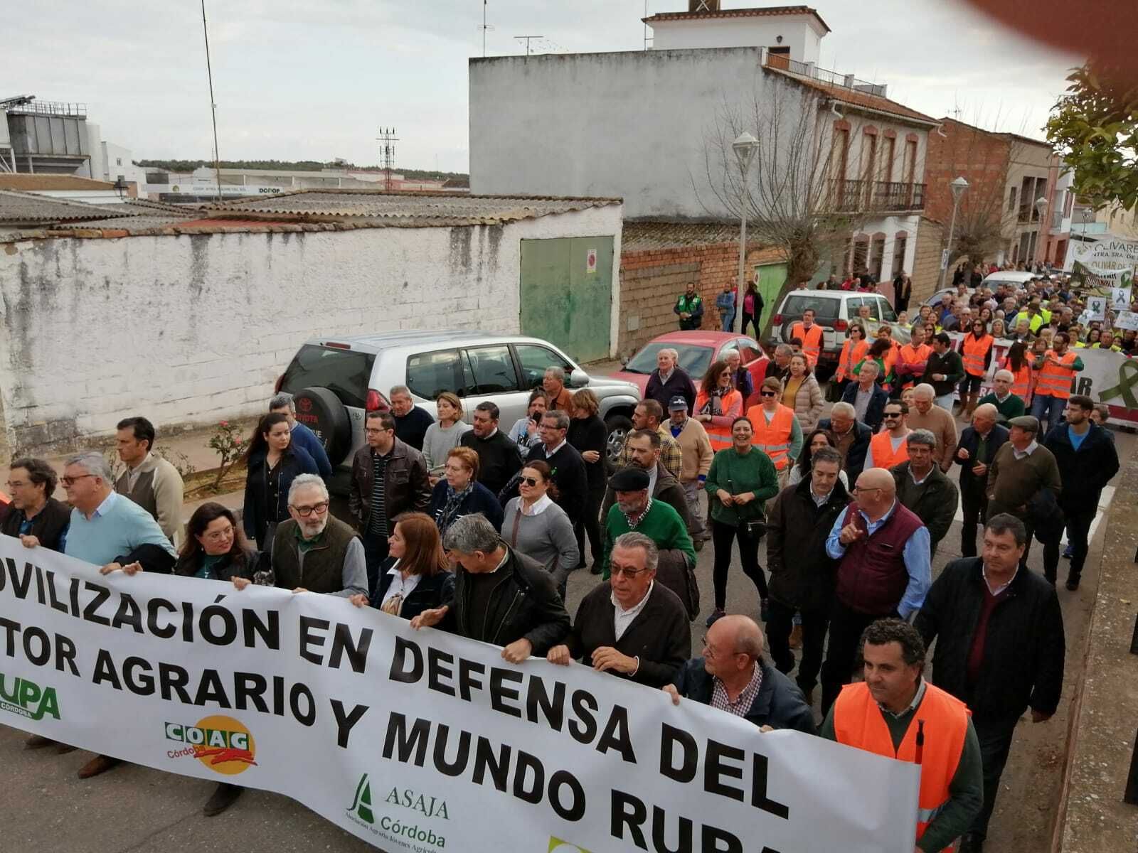 La protesta del campo en Adamuz, en fotos