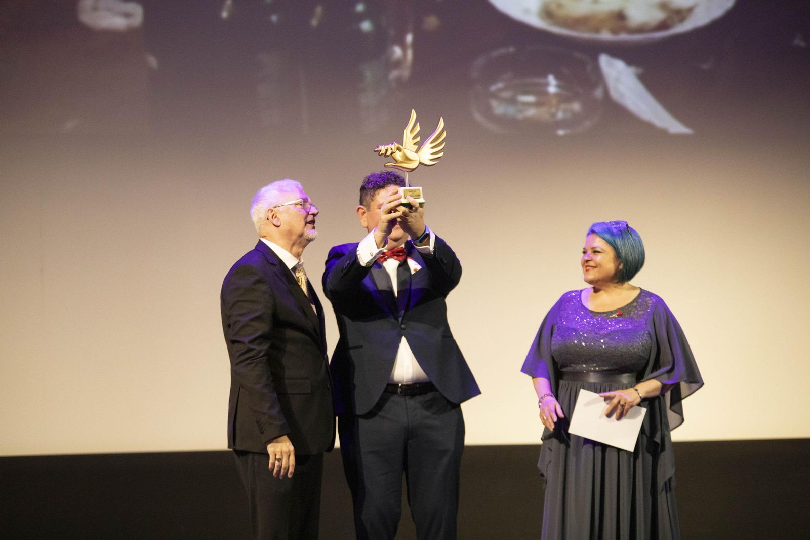 El estreno en Almería del largometraje documental "Concha Robles", en imágenes