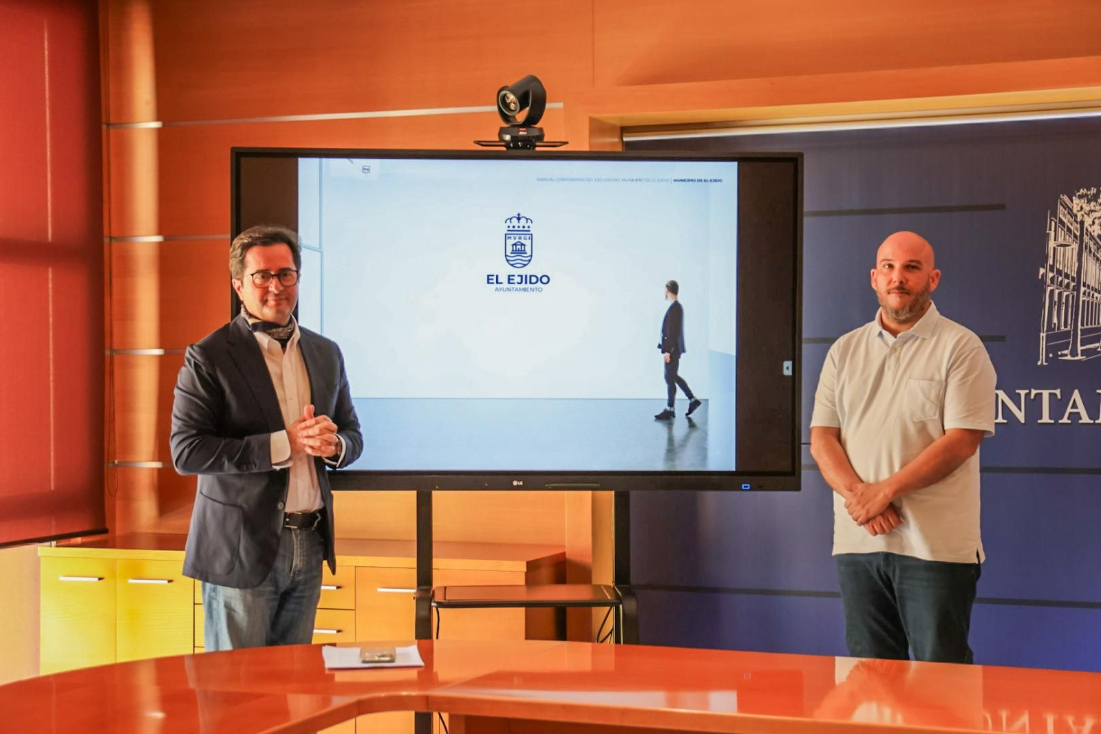 Presentación del nuevo rebranding del escudo municipal de El Ejido.