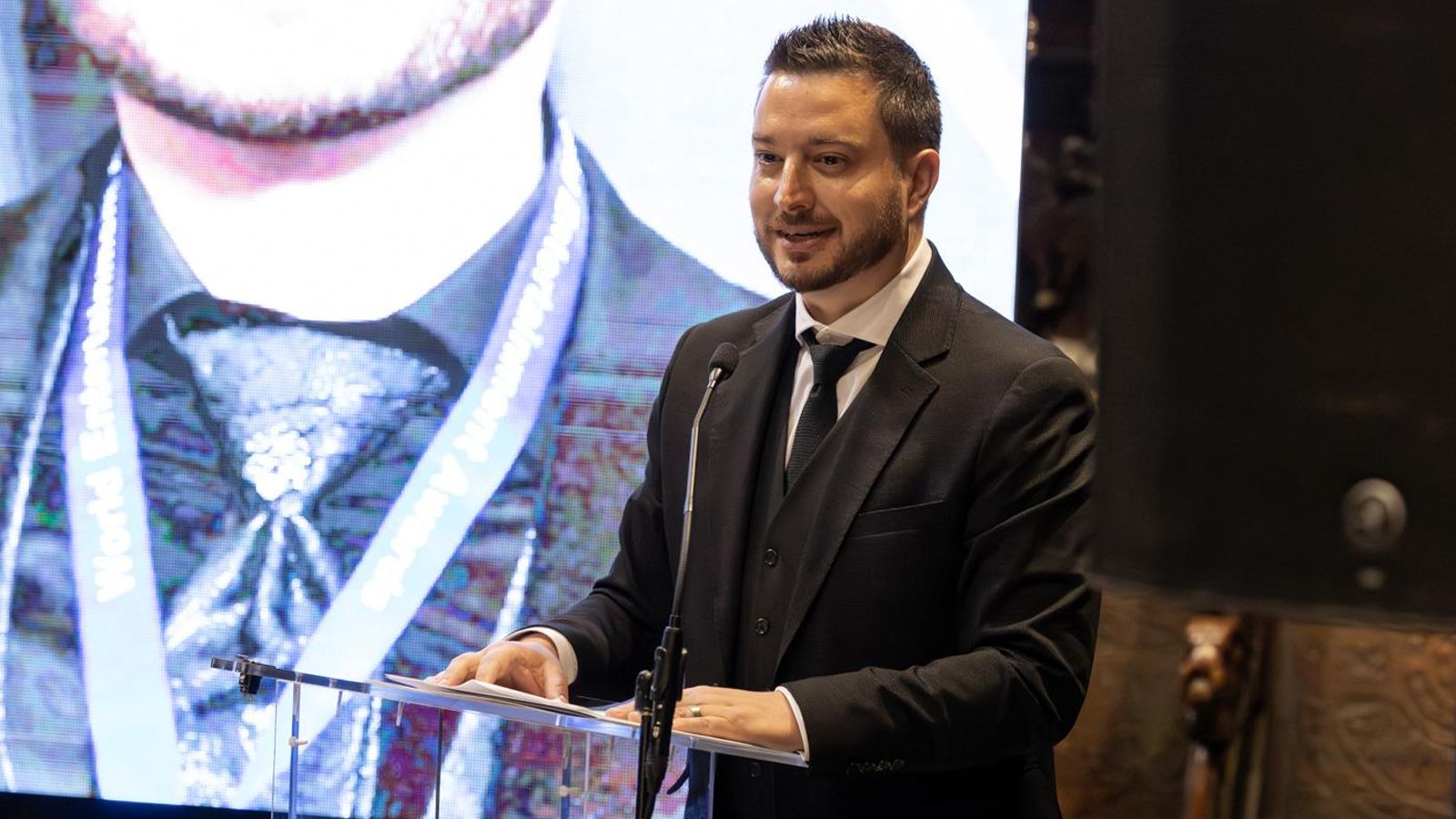 Inauguración de la exposición 'The Mistery Man'