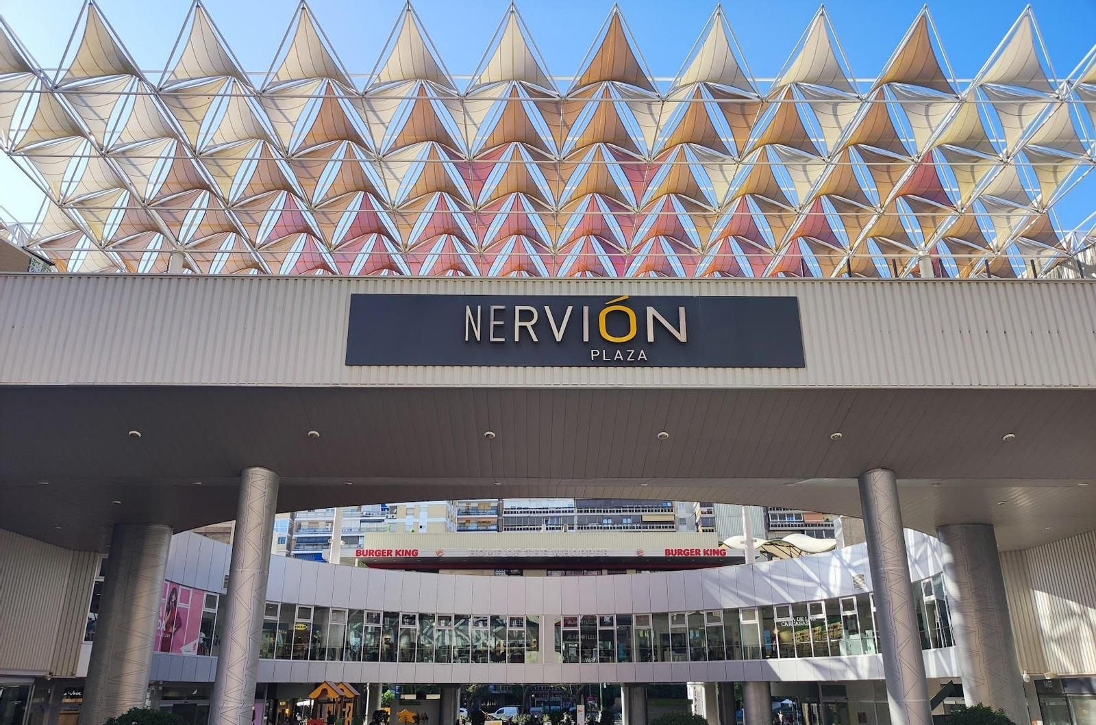 Talleres para niños en el Halloween de Nervión Plaza